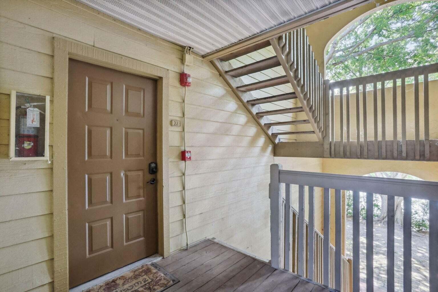 2315 N Congress Avenue 22