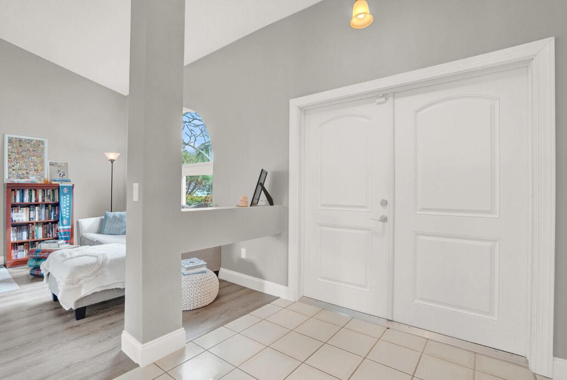 1068 Northumberland Court