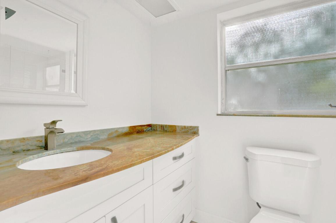 804 Cypress Boulevard 301