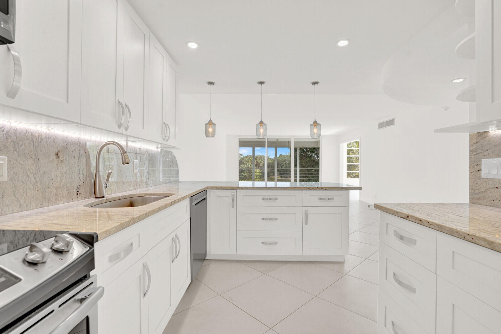 804 Cypress Boulevard 301