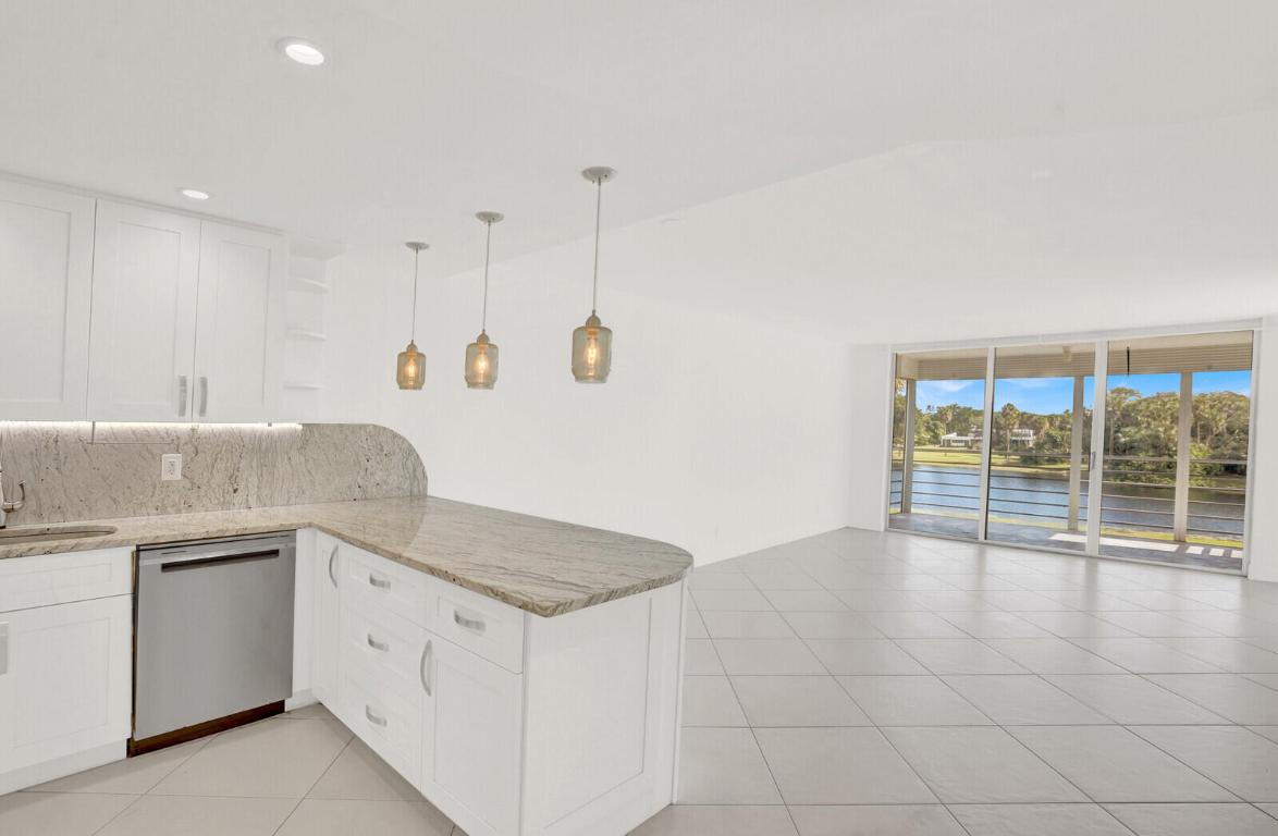 804 Cypress Boulevard 301