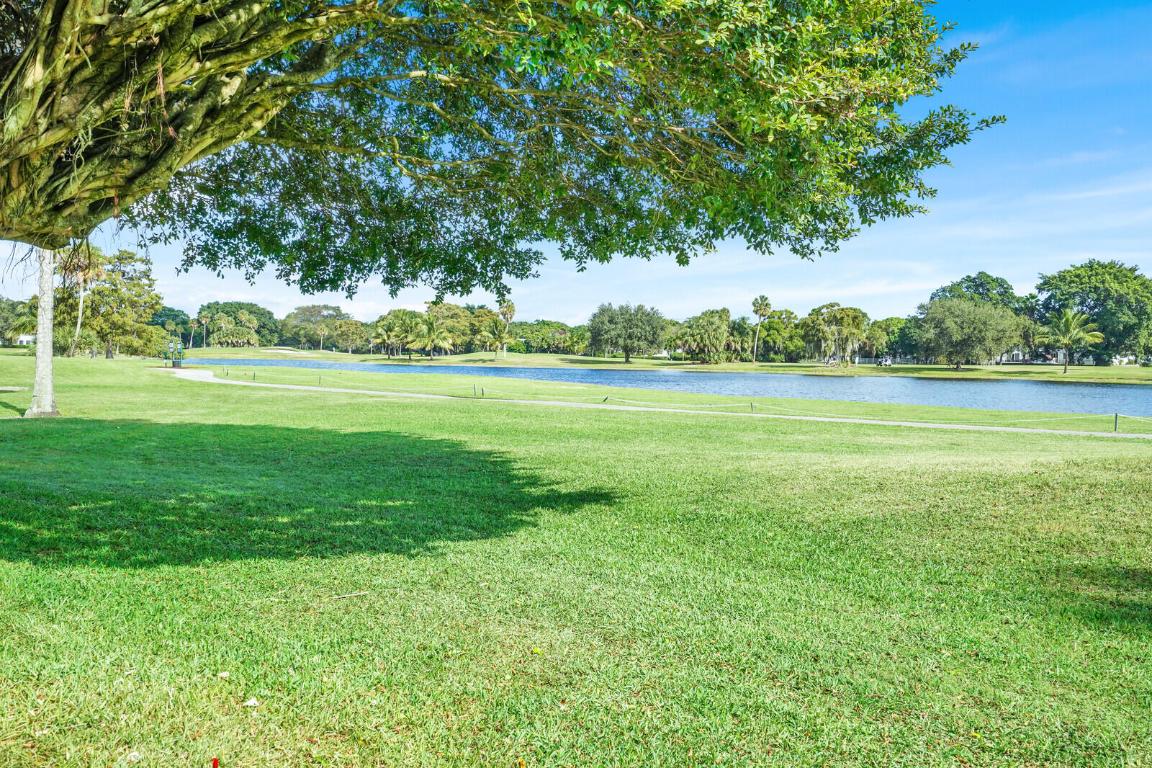 804 Cypress Boulevard 301