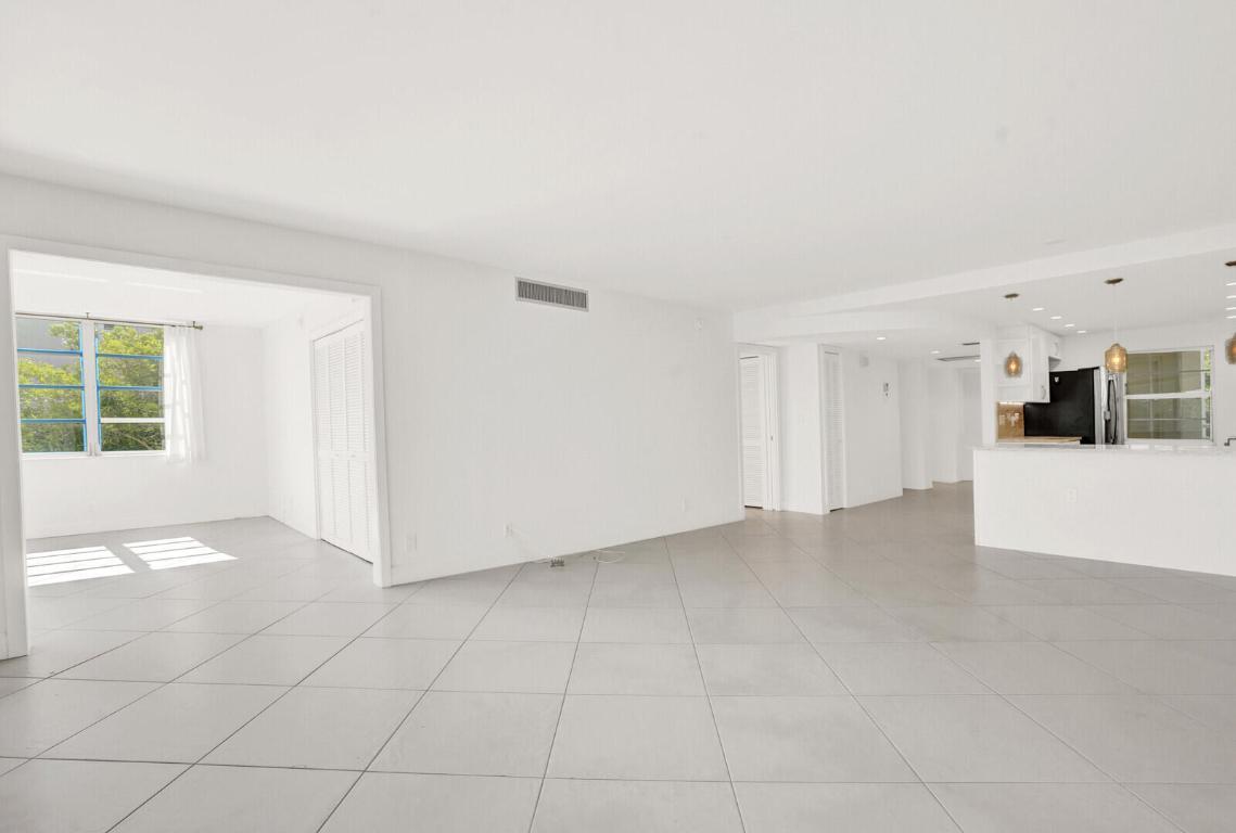 804 Cypress Boulevard 301