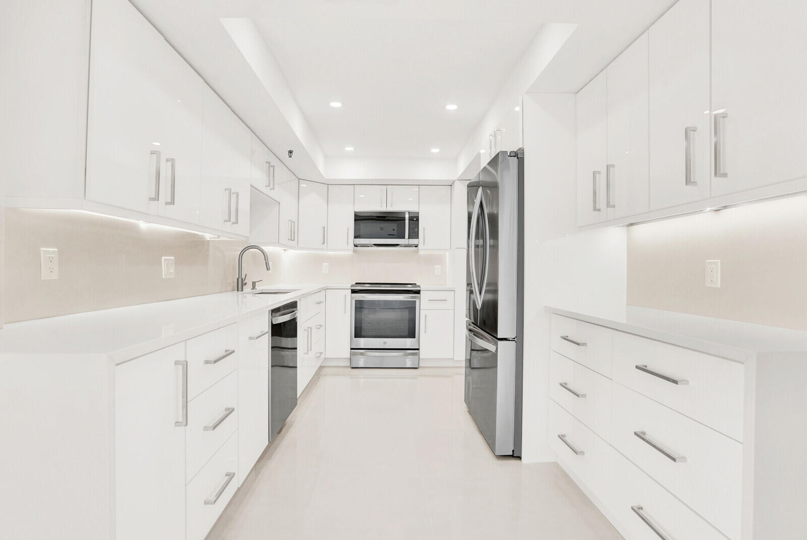 2697 N Ocean Boulevard F-604