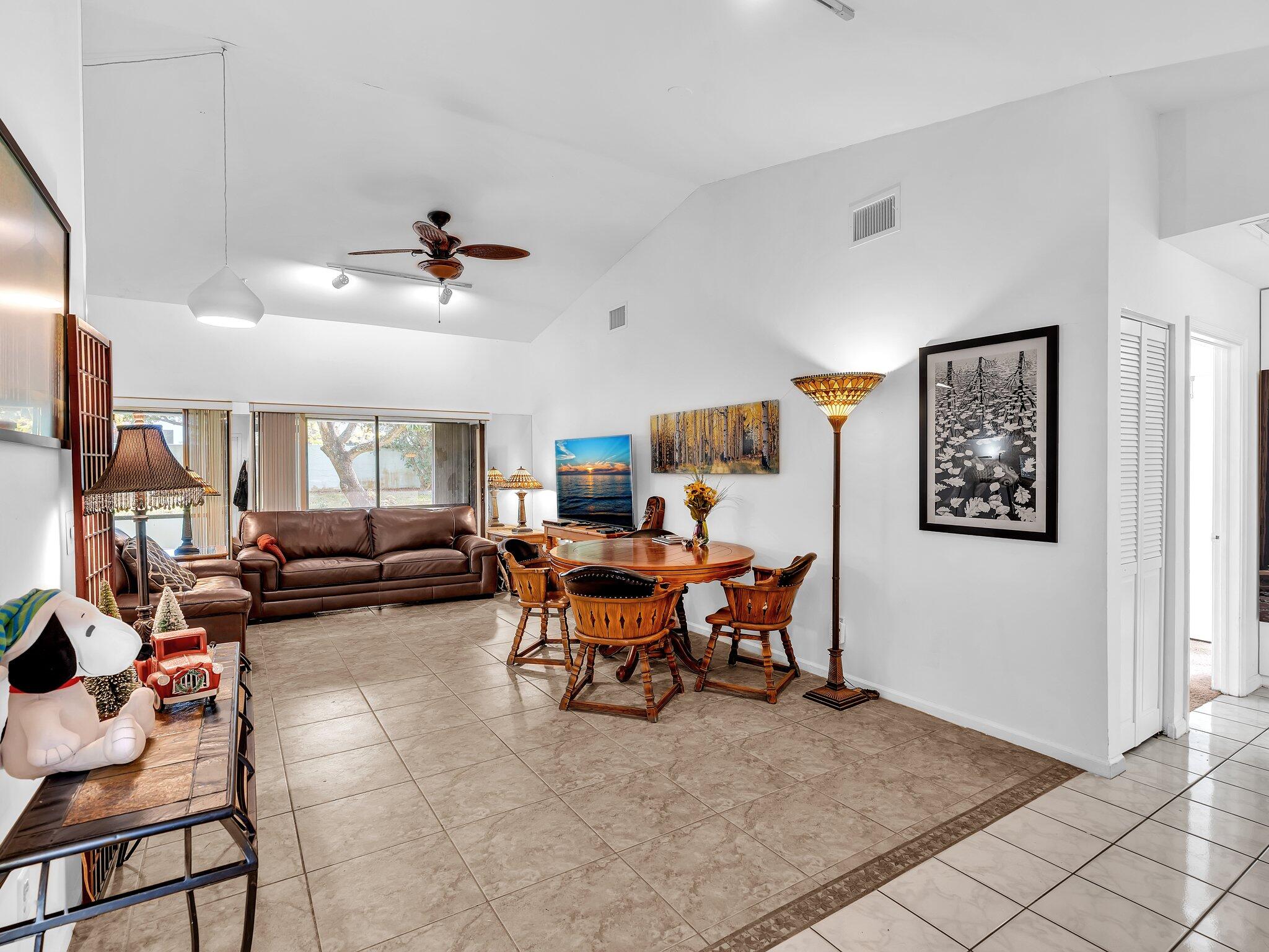 1045 NW 18th Avenue