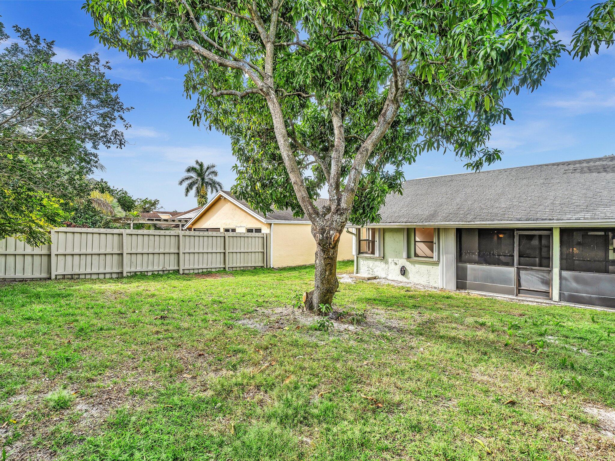 1045 NW 18th Avenue