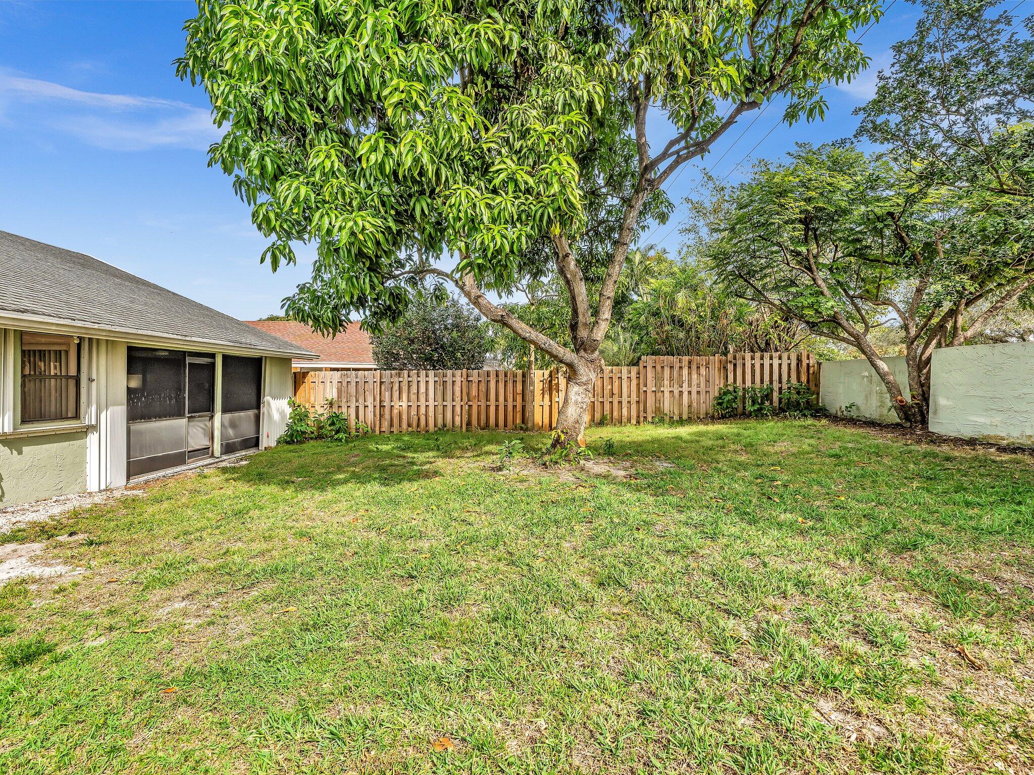 1045 NW 18th Avenue