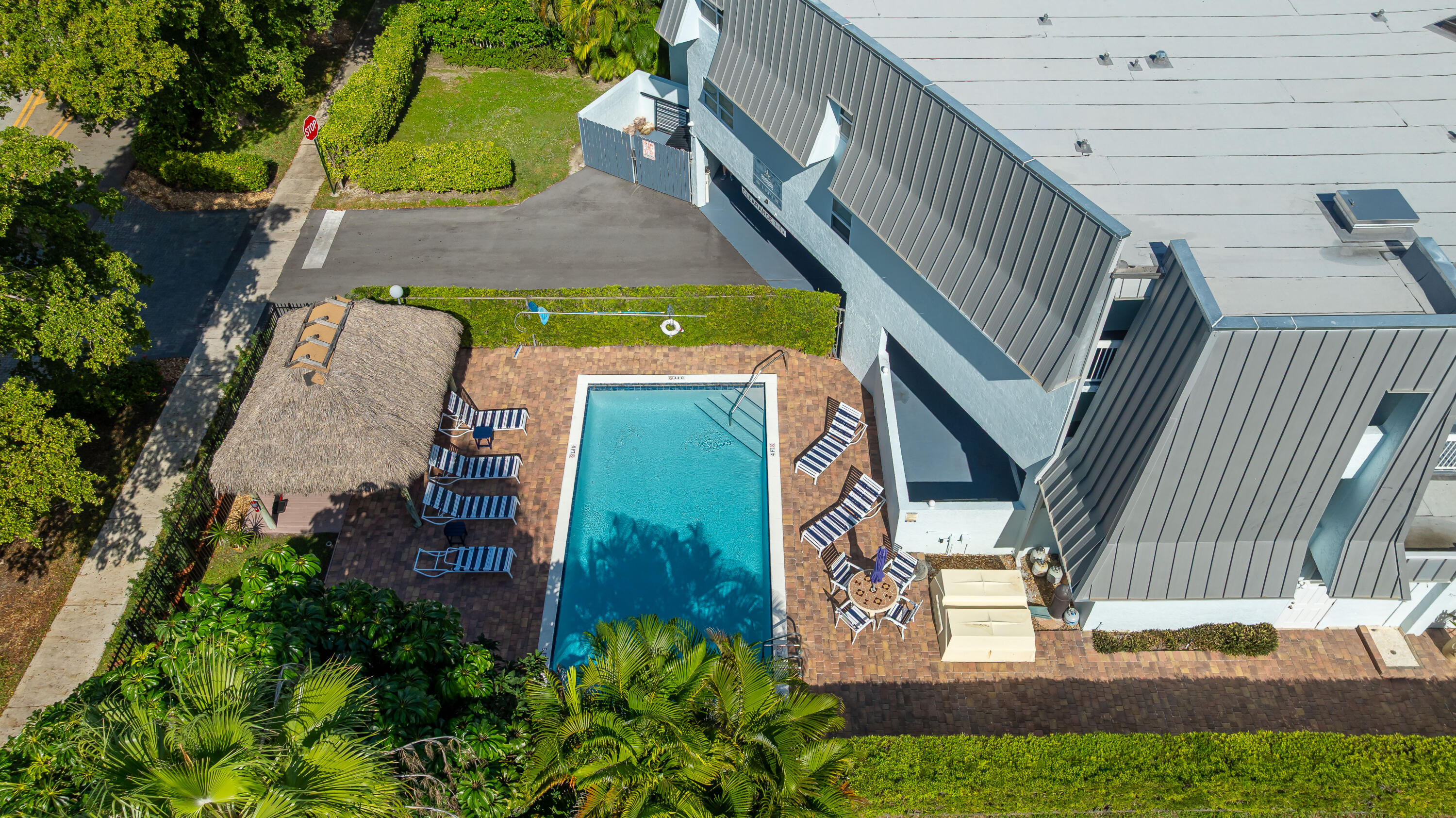 961 S Ocean Drive 302