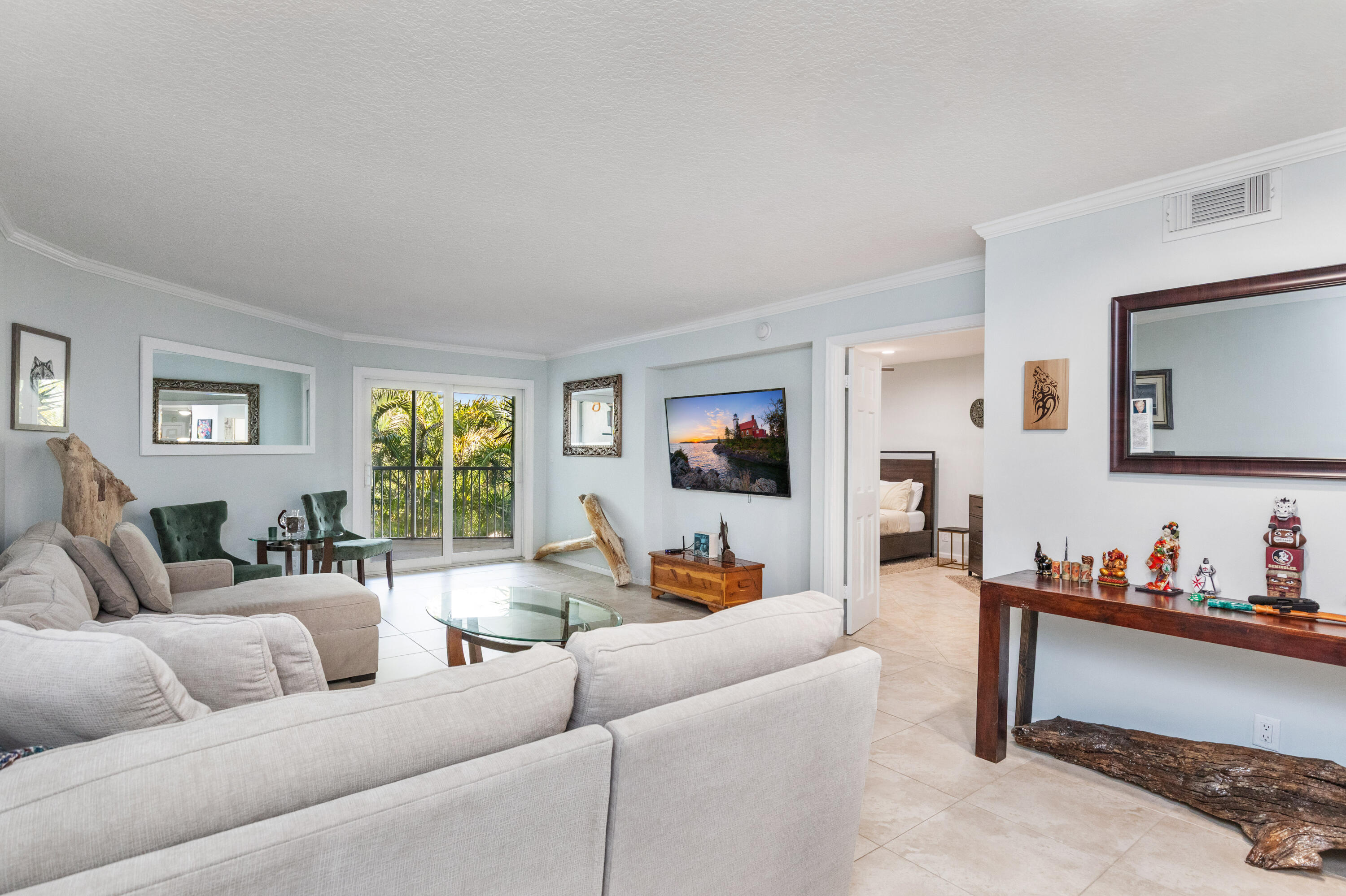 961 S Ocean Drive 302