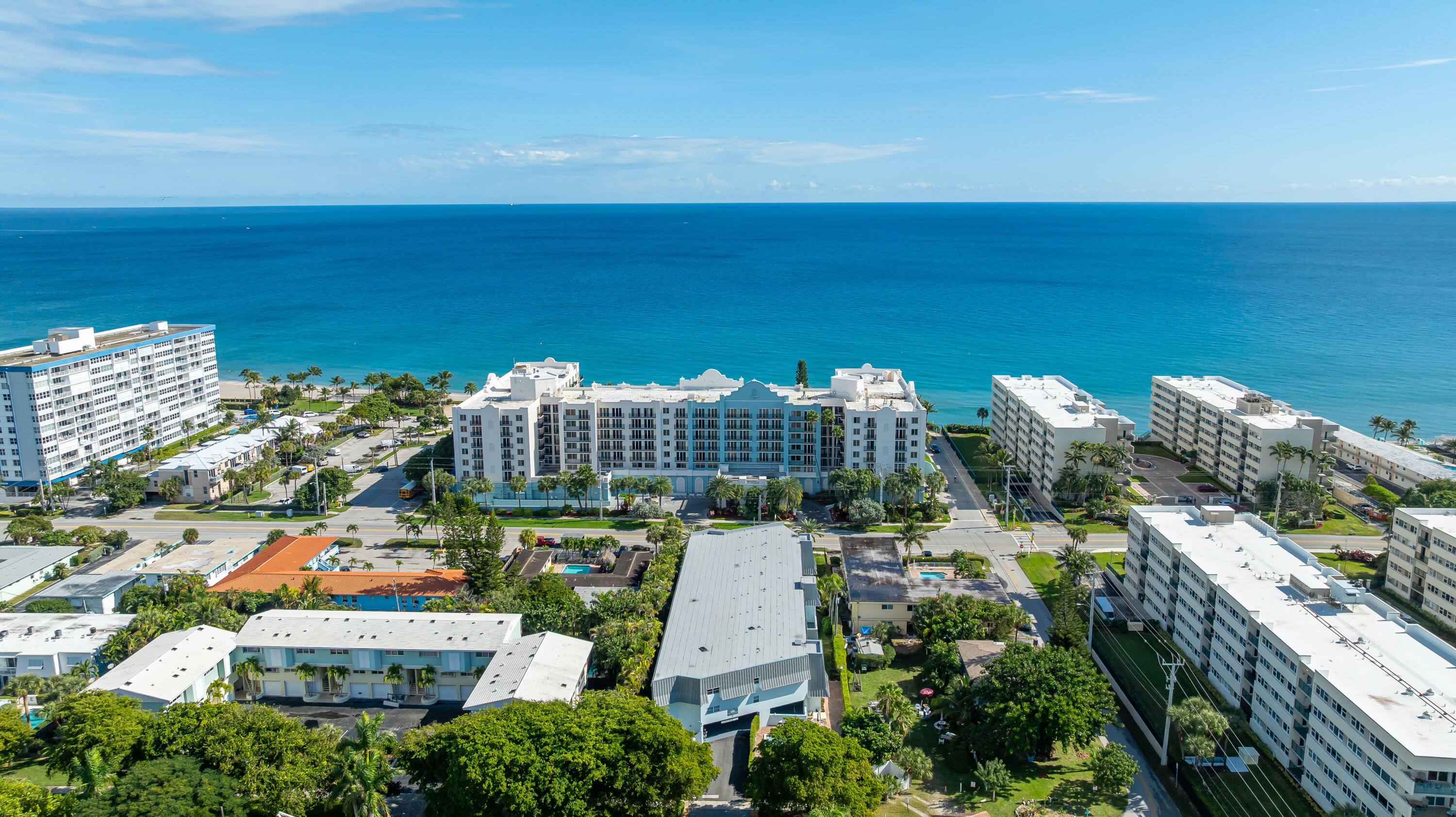 961 S Ocean Drive 302