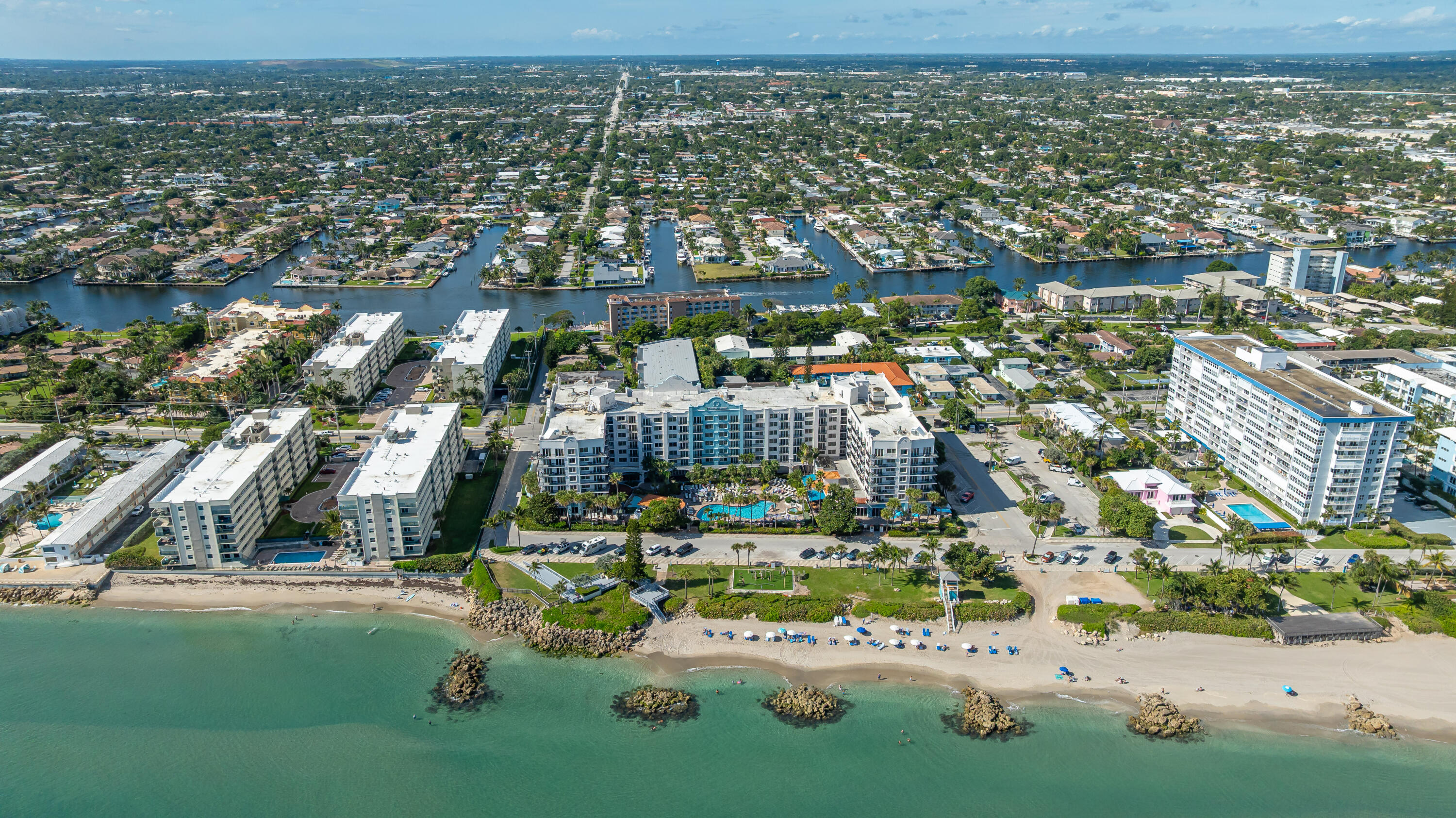 961 S Ocean Drive 302