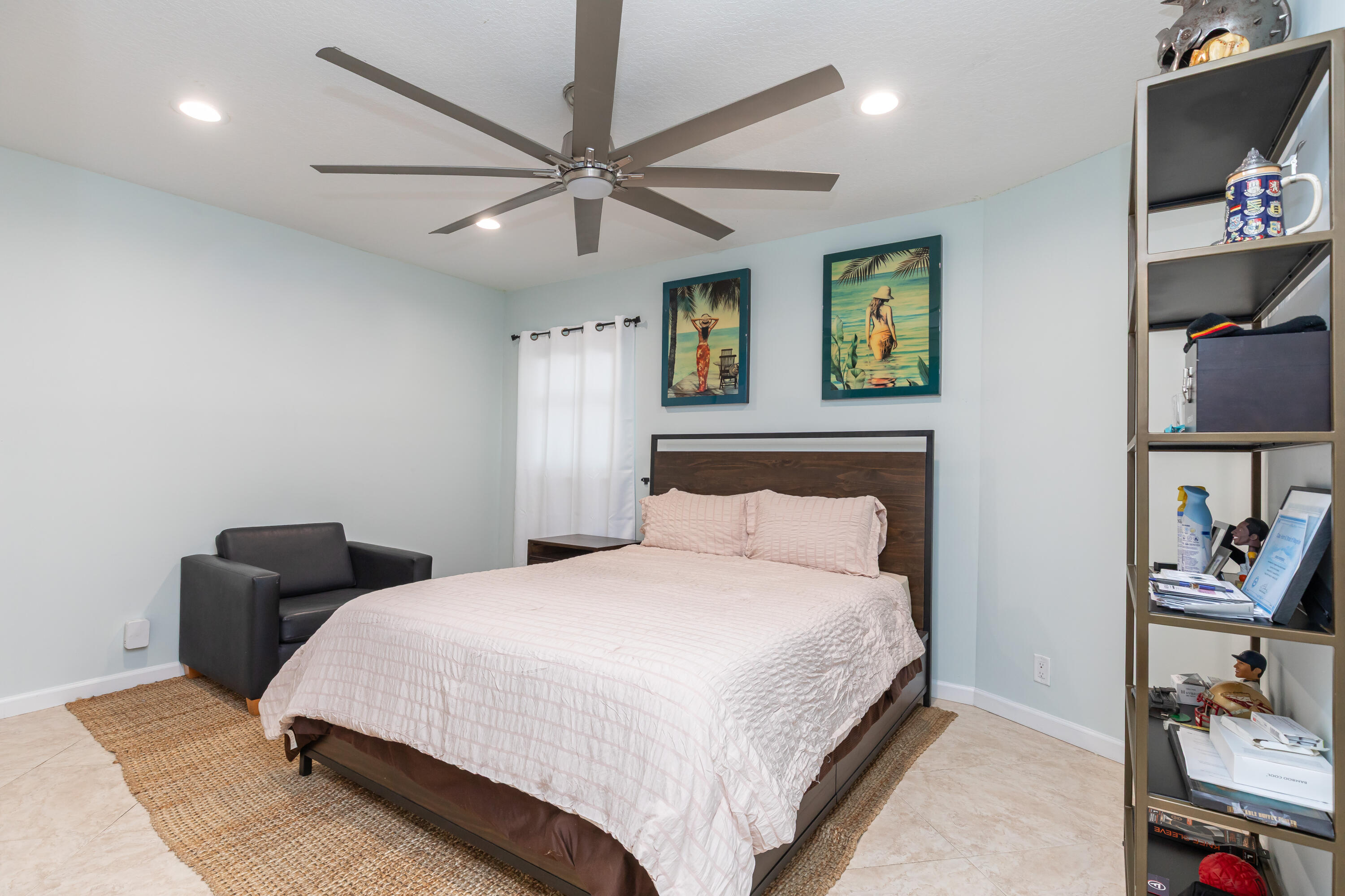 961 S Ocean Drive 302