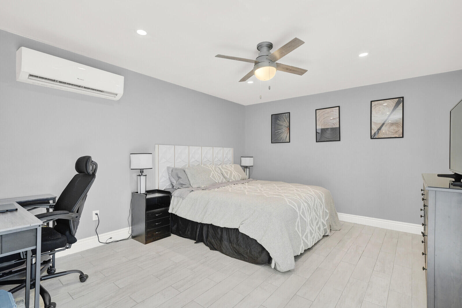 10406 Sleepy Brook Way