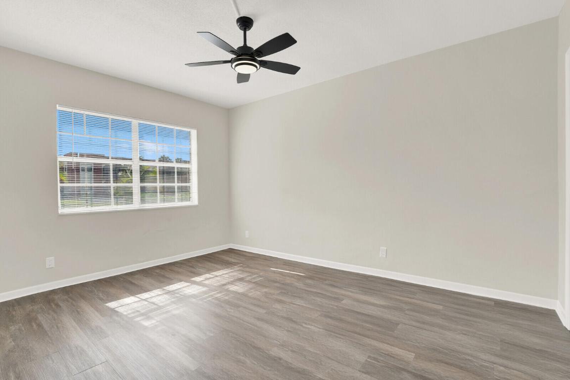 299 SW 7th Street 1040