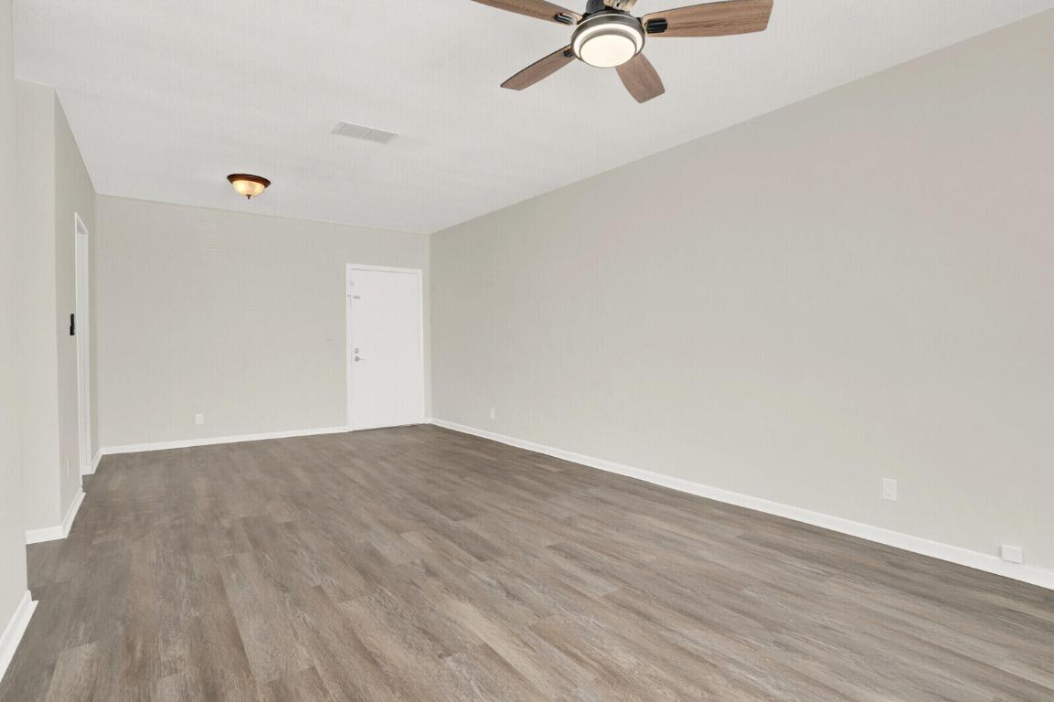 299 SW 7th Street 1040