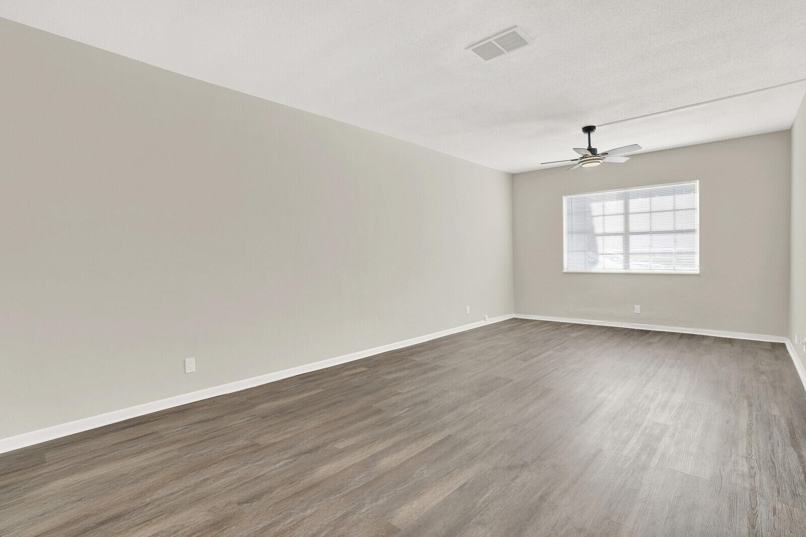 299 SW 7th Street 1040