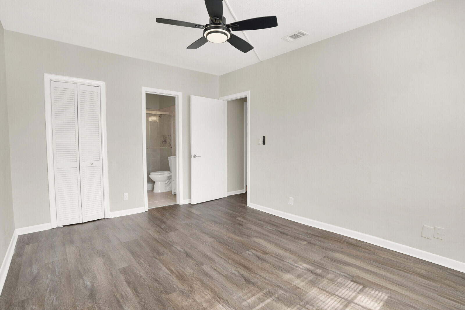 299 SW 7th Street 1040