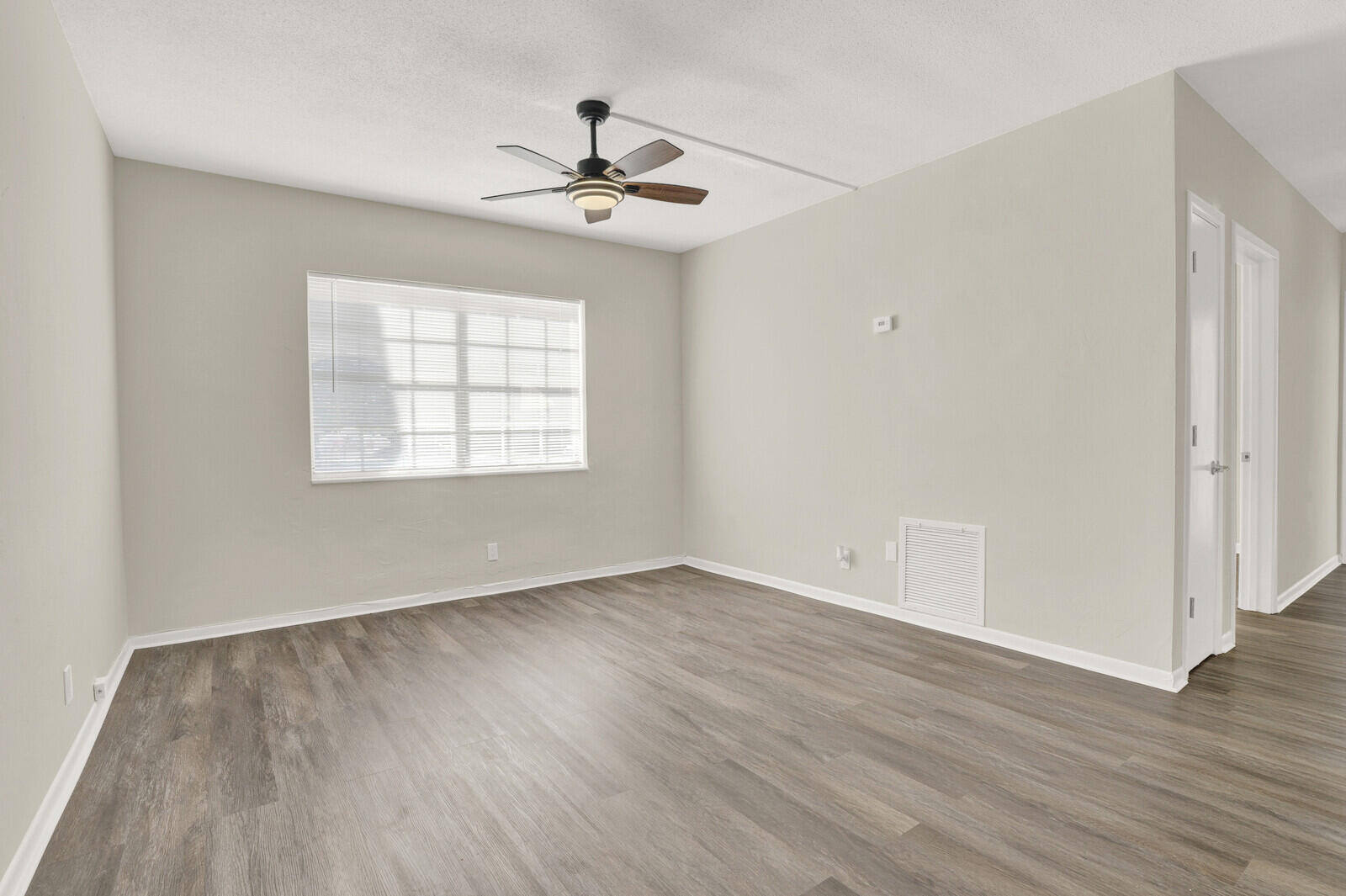 299 SW 7th Street 1040