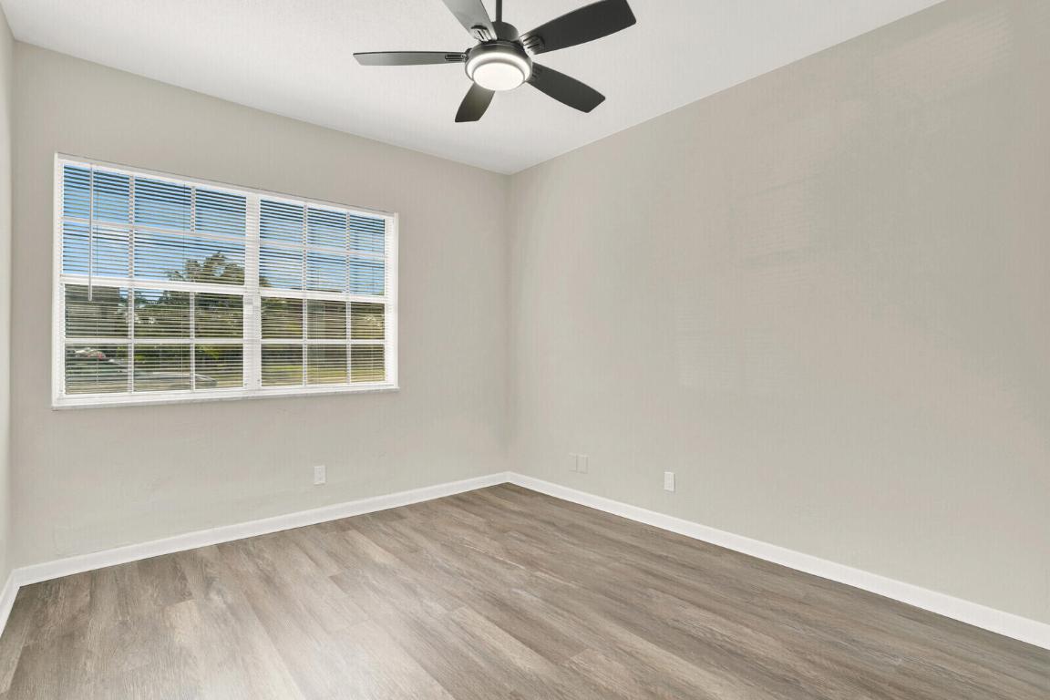 299 SW 7th Street 1040