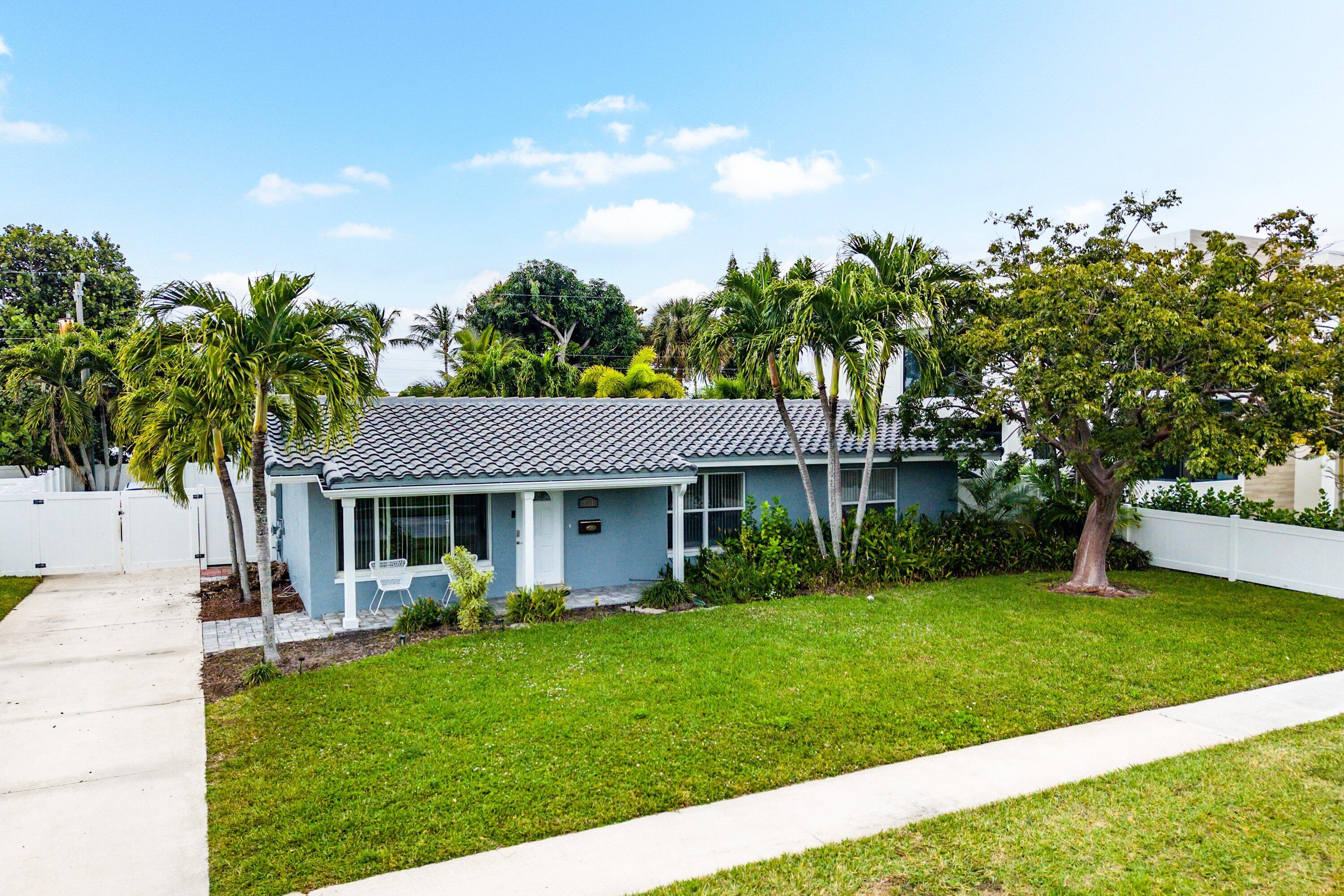 971 SW 12th Street