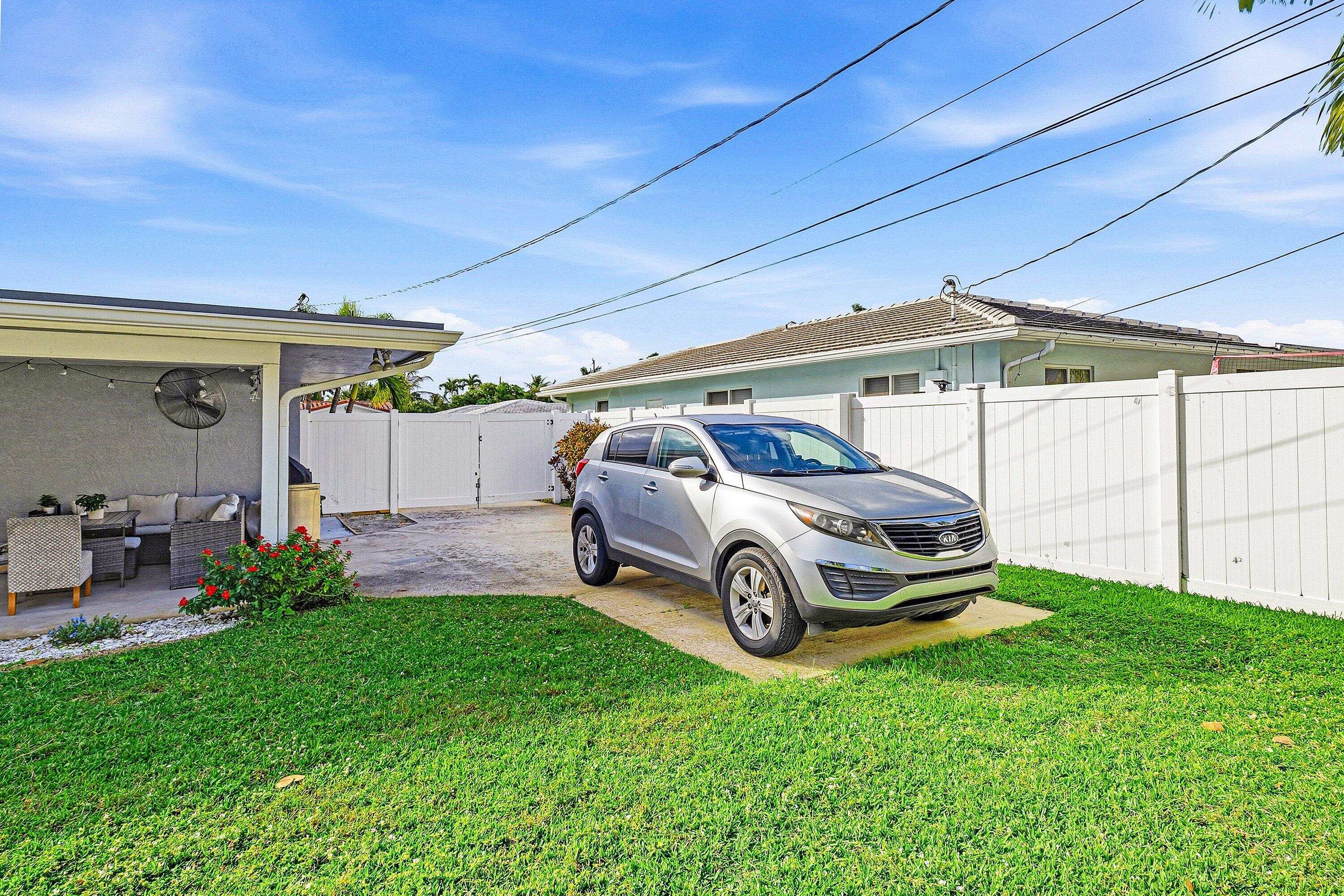 971 SW 12th Street