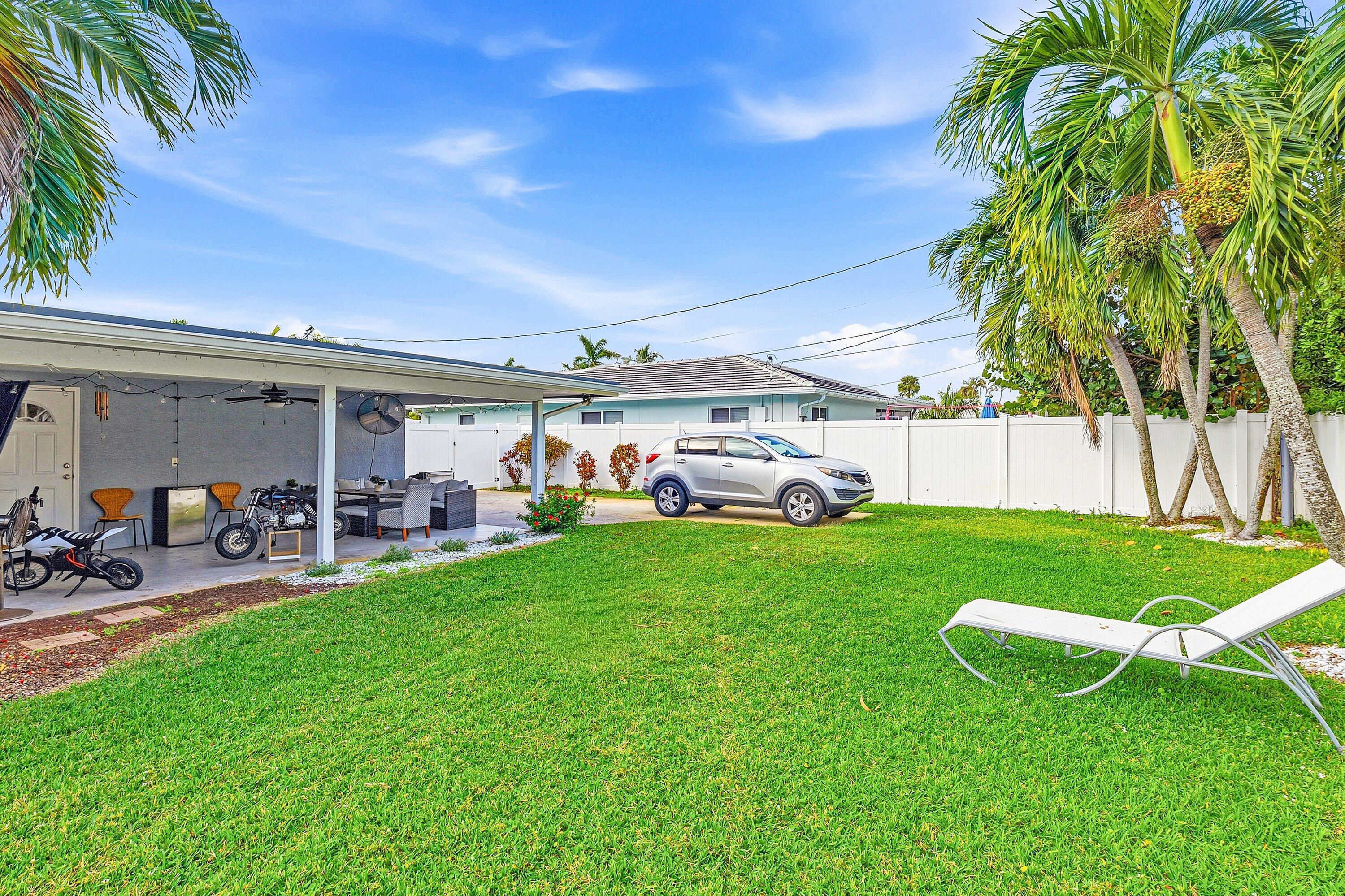 971 SW 12th Street