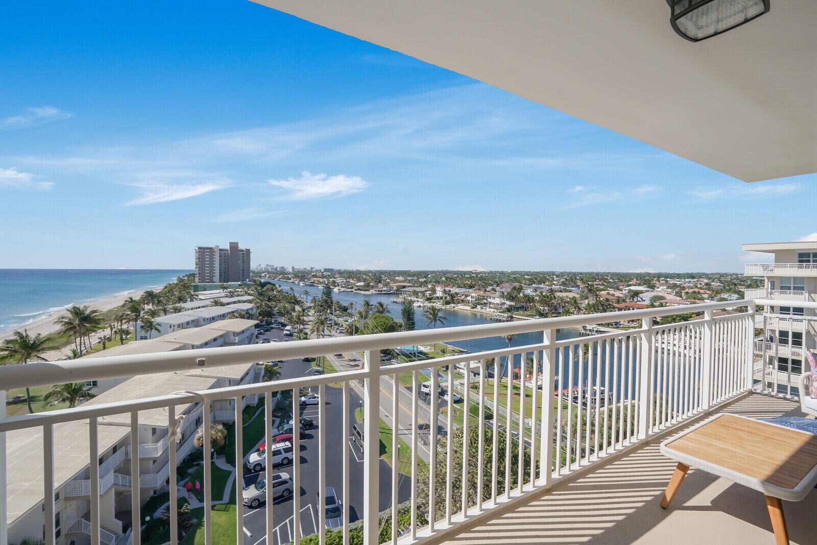 1051 Hillsboro Mile 902e