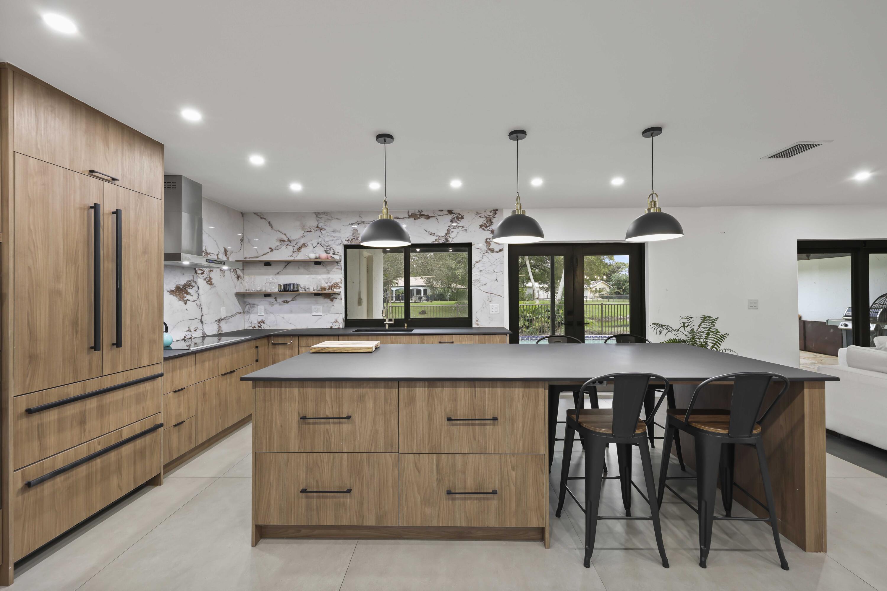 2708 NW 26th Circle