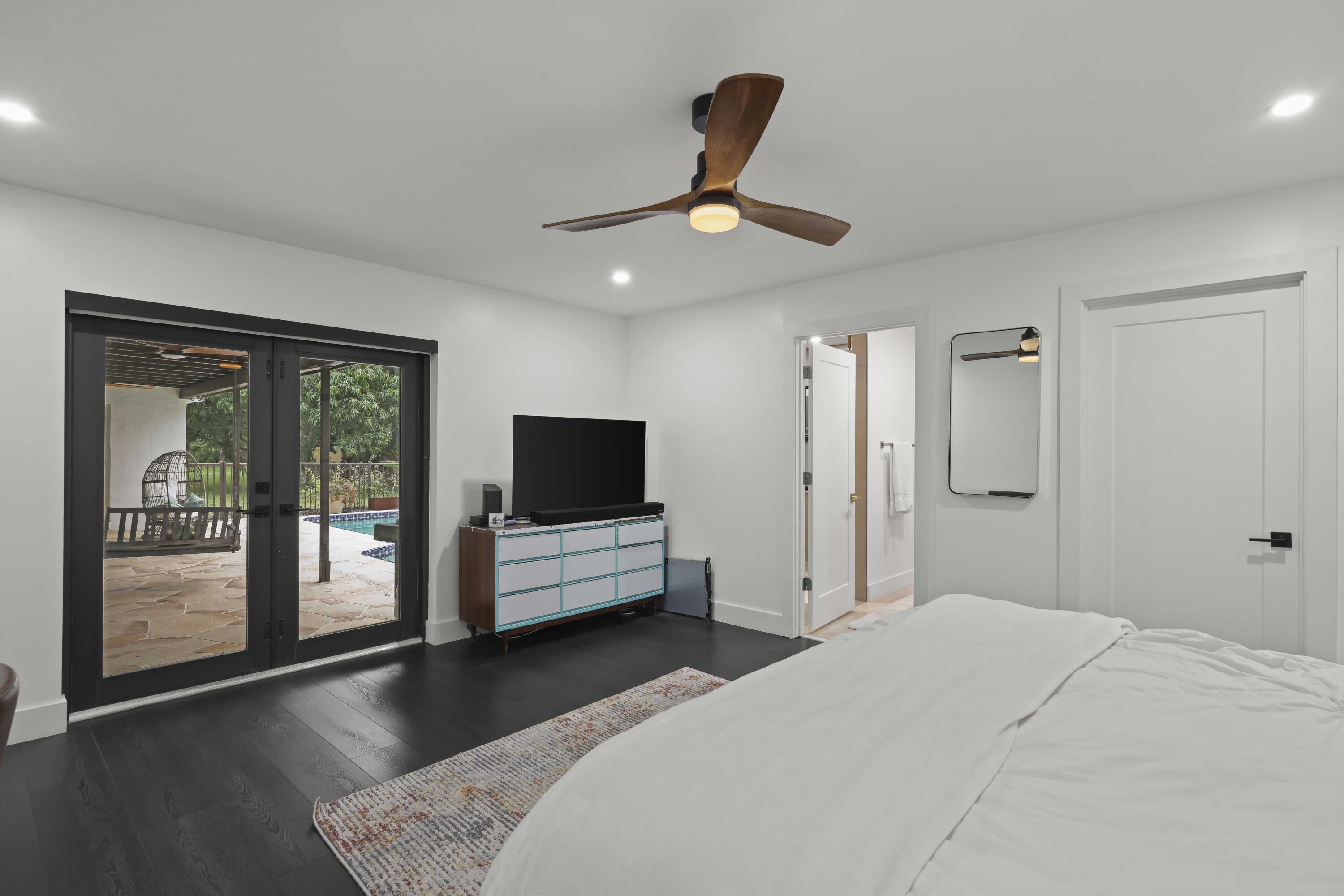 2708 NW 26th Circle