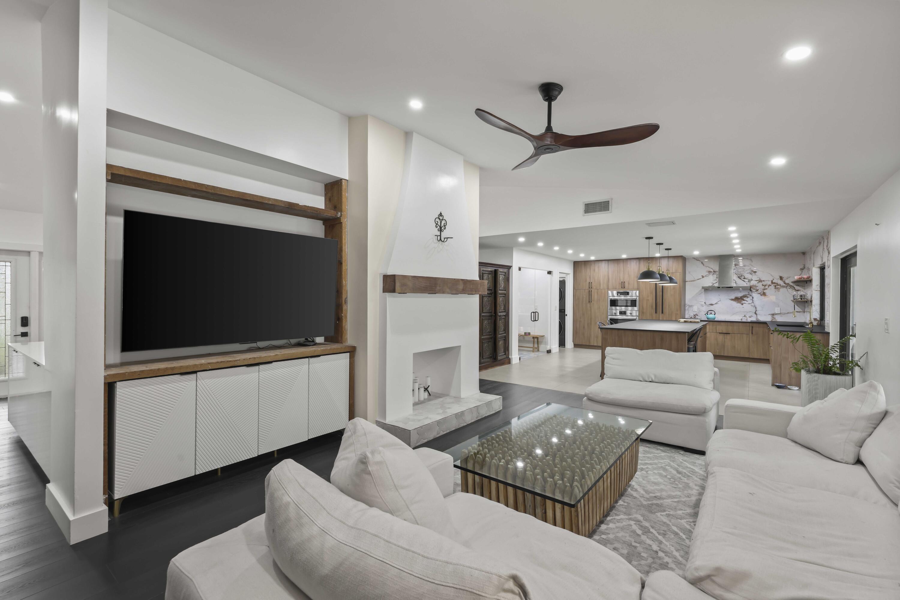 2708 NW 26th Circle