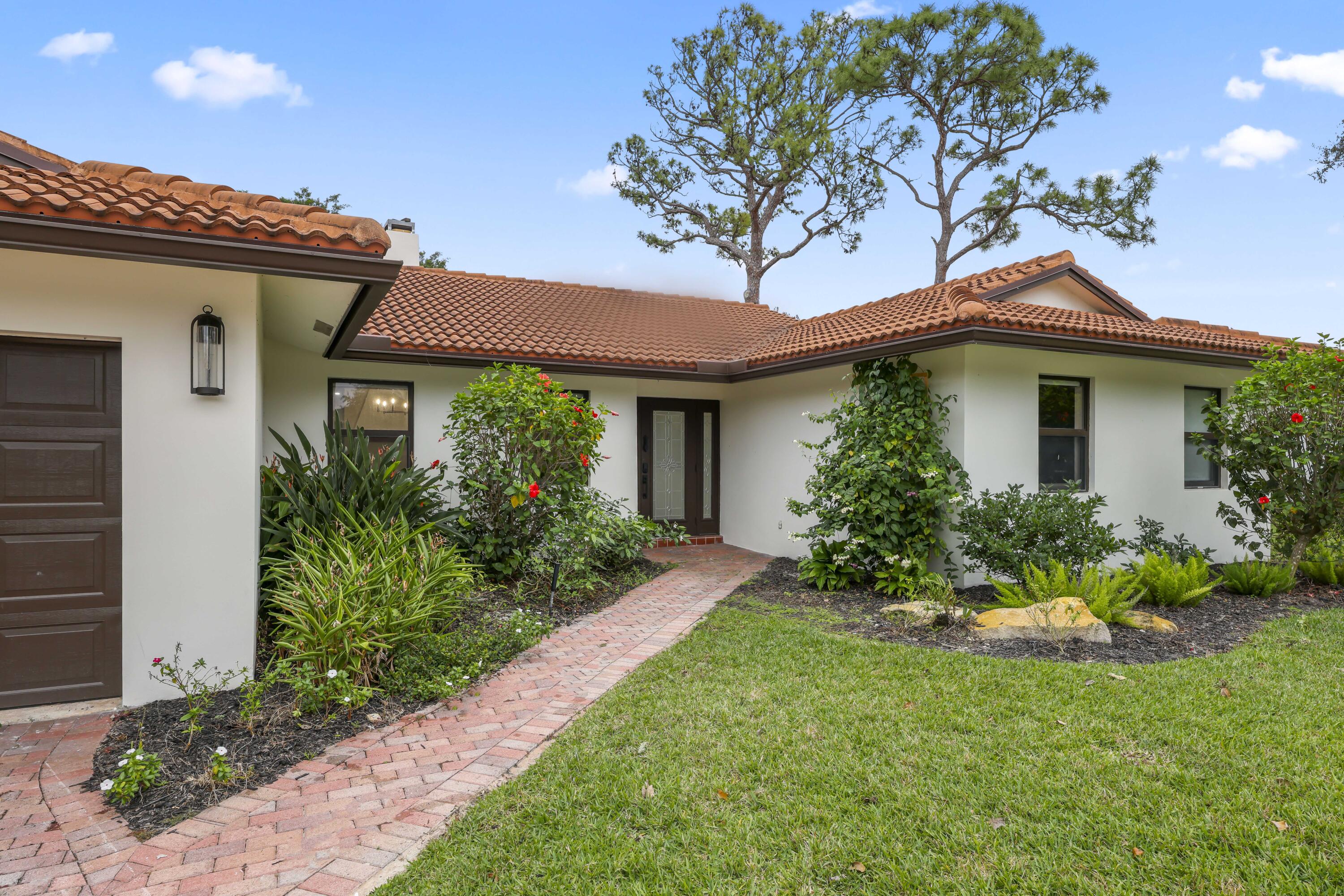 2708 NW 26th Circle