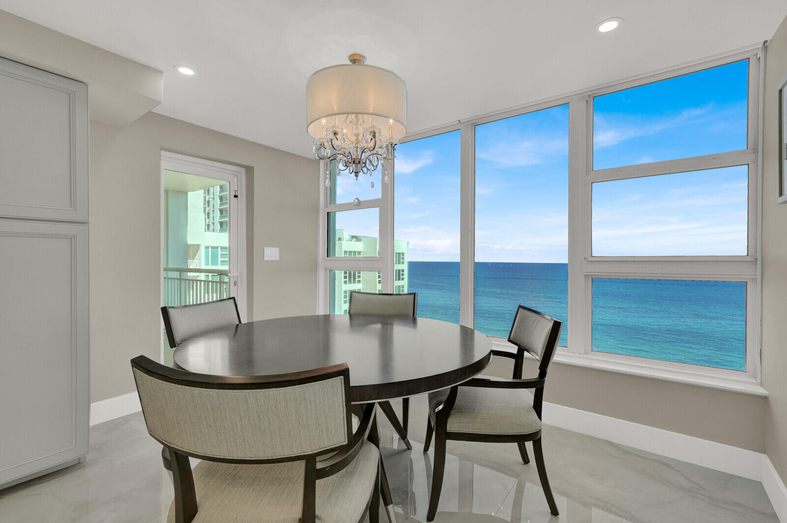 1620 S Ocean Boulevard 16p, Lauderdale-By-The-Sea Unit: 16p