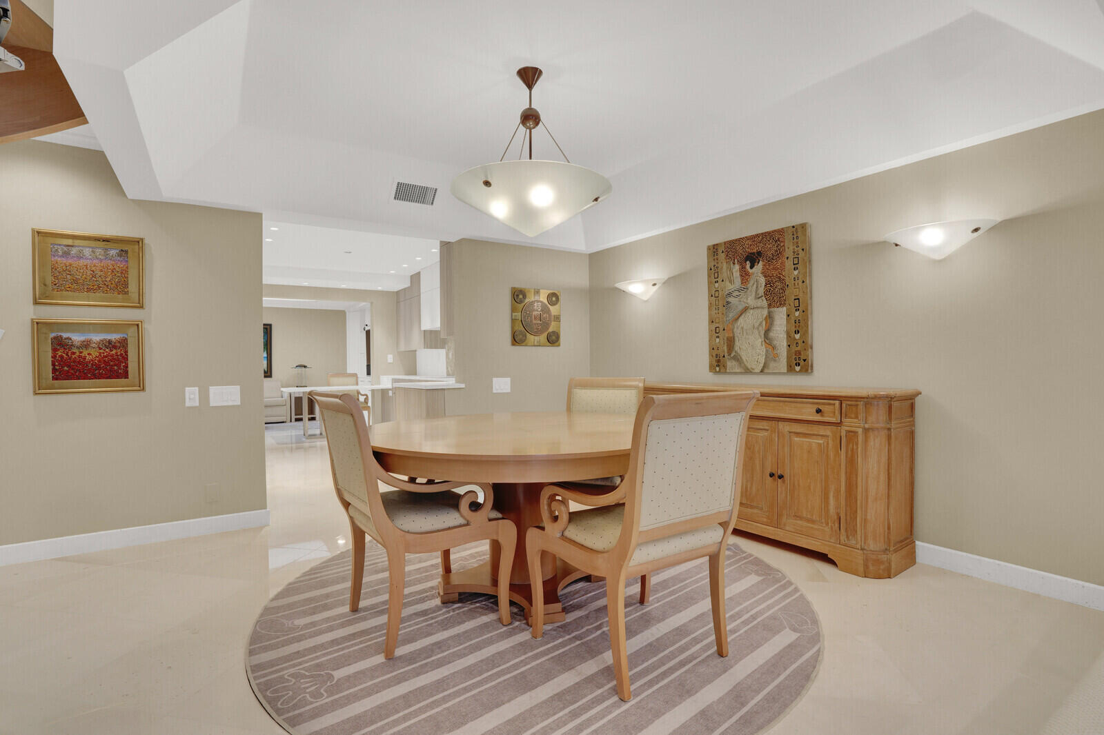 2717 N Ocean Boulevard 2