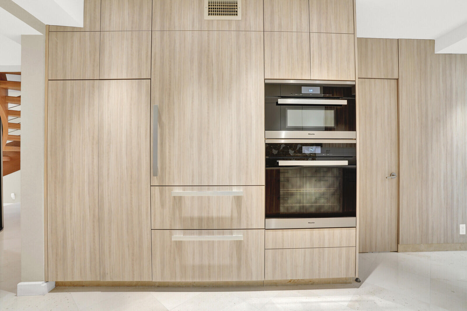 2717 N Ocean Boulevard 2