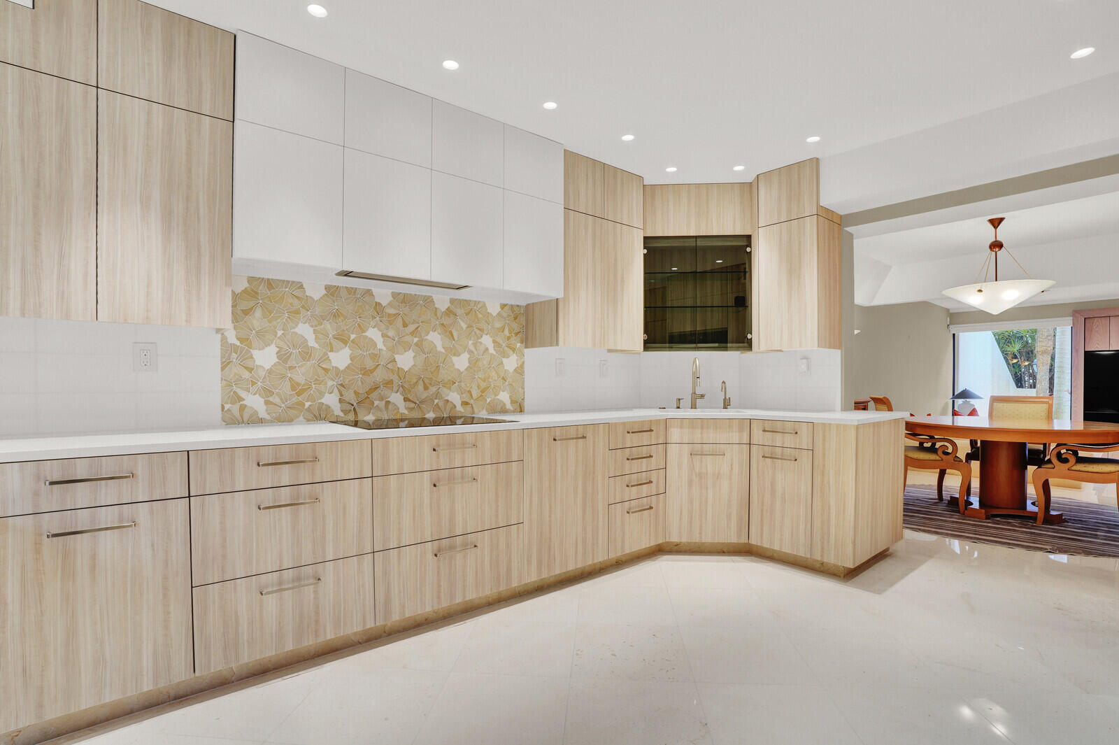 2717 N Ocean Boulevard 2