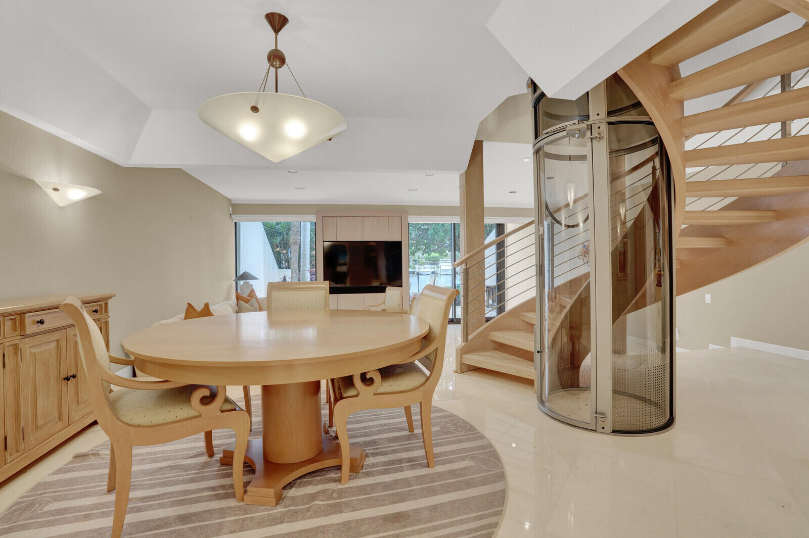 2717 N Ocean Boulevard 2