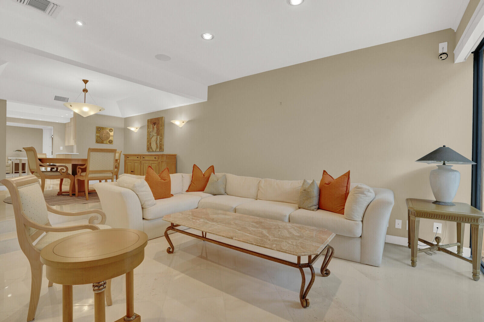 2717 N Ocean Boulevard 2