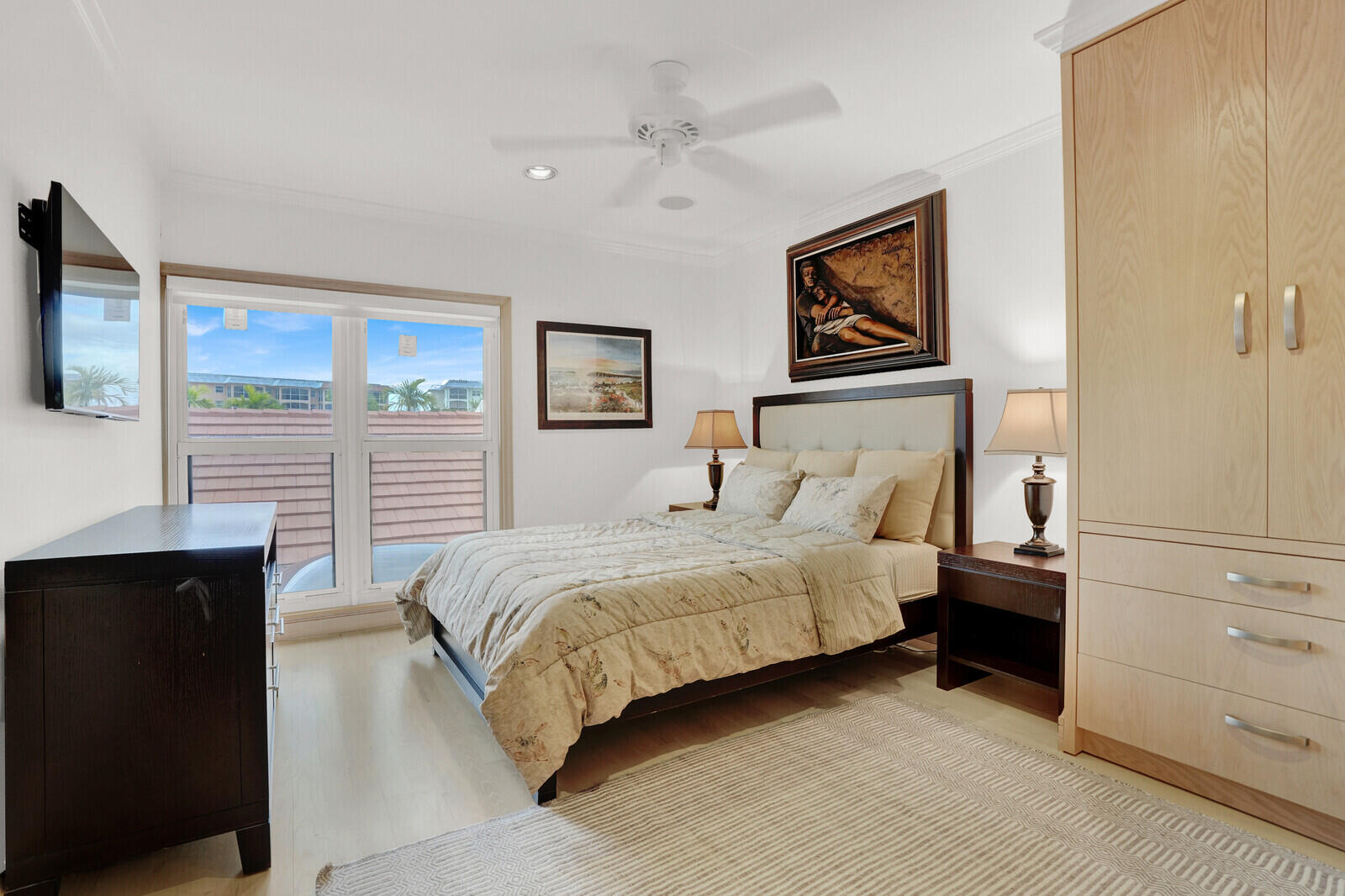 2717 N Ocean Boulevard 2