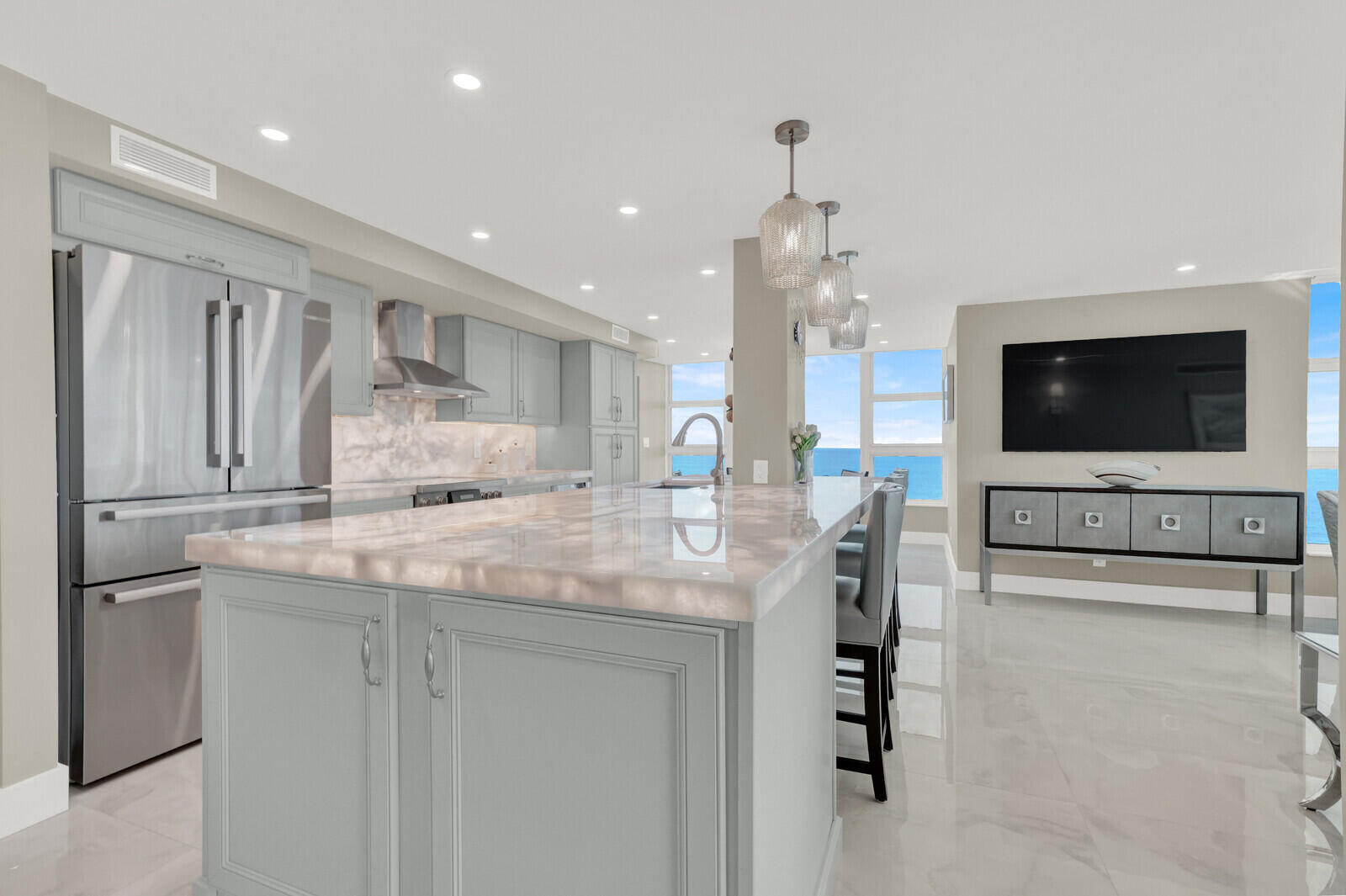 1620 S Ocean Boulevard Ph 16p, Lauderdale-By-The-Sea Unit: Ph 16p