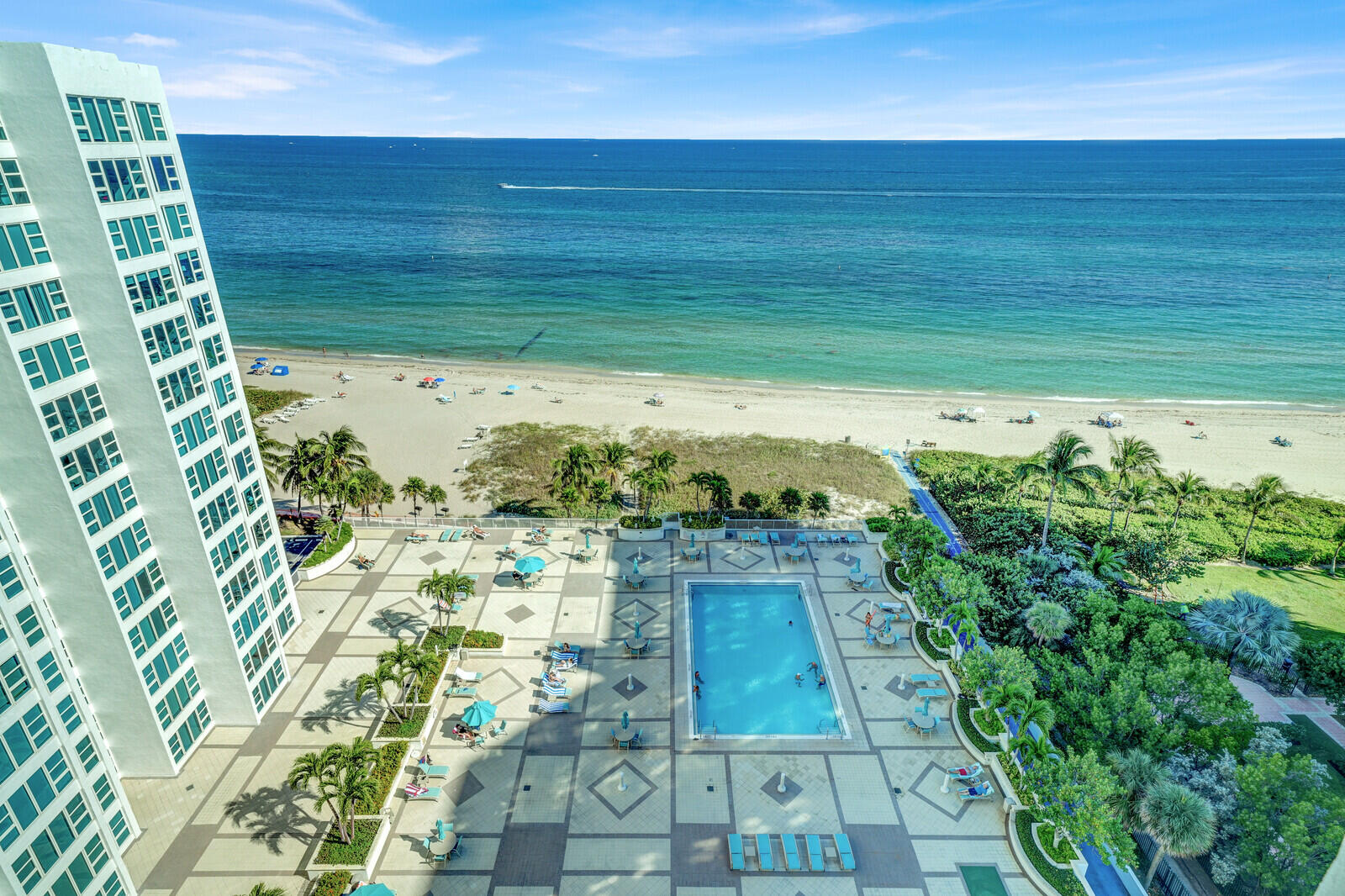1620 S Ocean Boulevard Ph 16p, Lauderdale-By-The-Sea Unit: Ph 16p