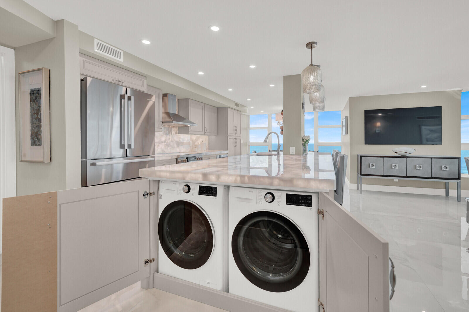 1620 S Ocean Boulevard Ph 16p, Lauderdale-By-The-Sea Unit: Ph 16p