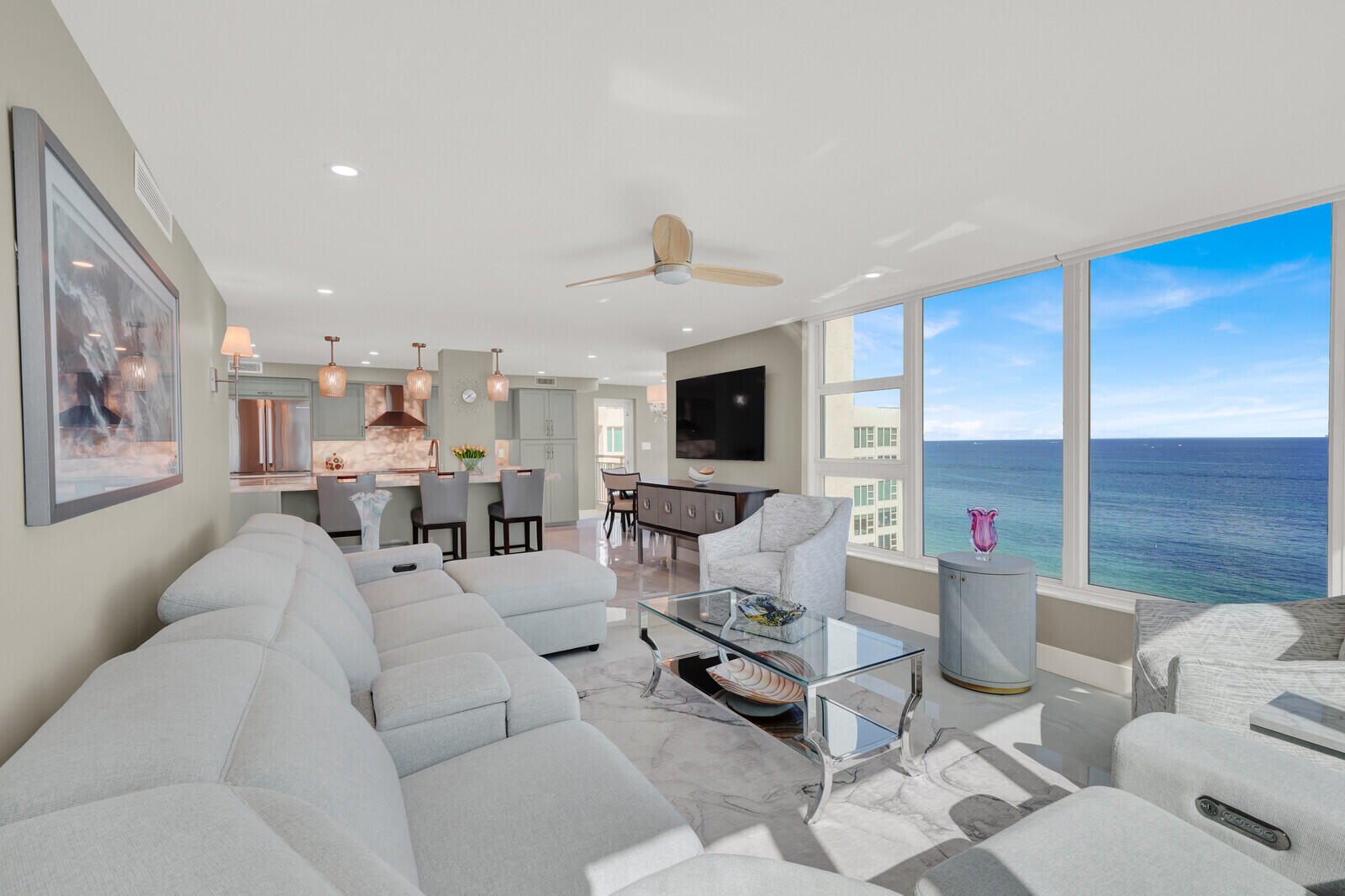 1620 S Ocean Boulevard Ph 16p, Lauderdale-By-The-Sea Unit: Ph 16p