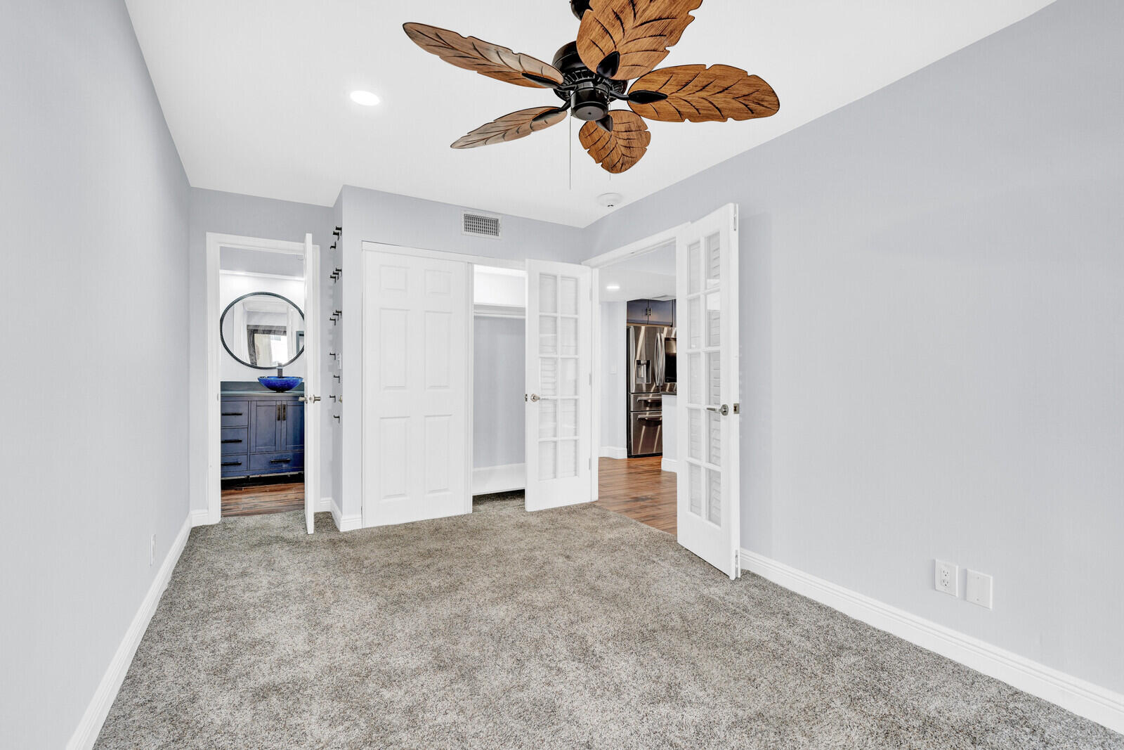330 SE 20th Avenue 314