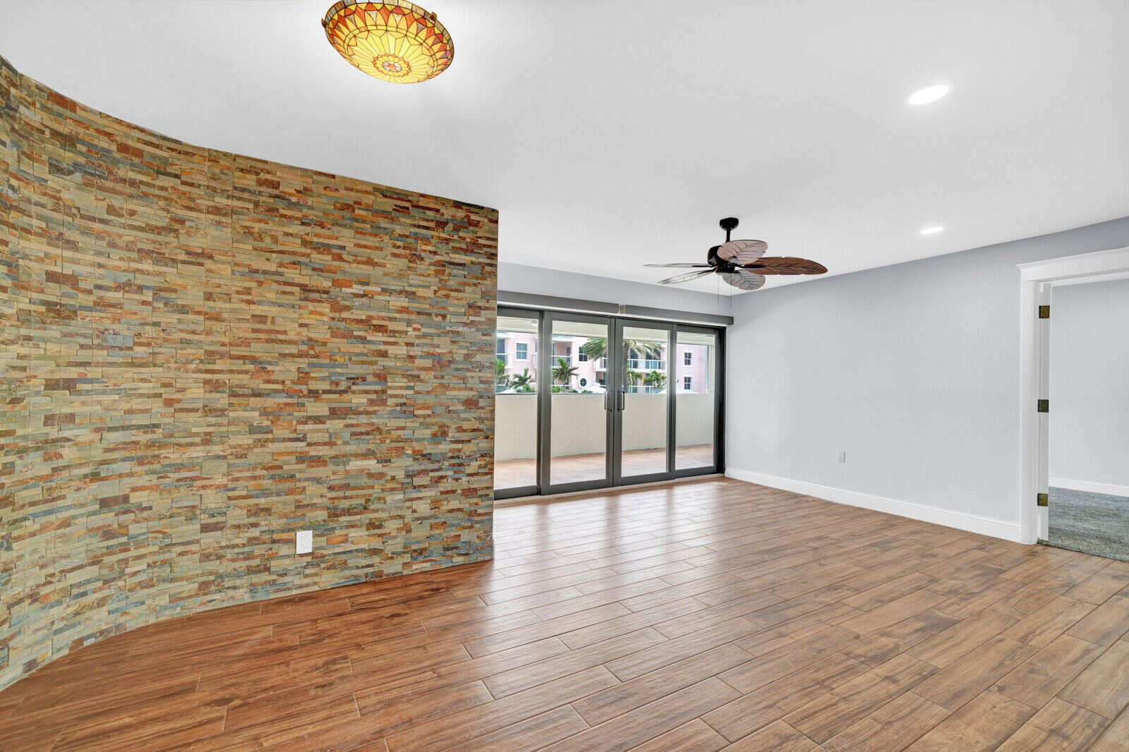 330 SE 20th Avenue 314
