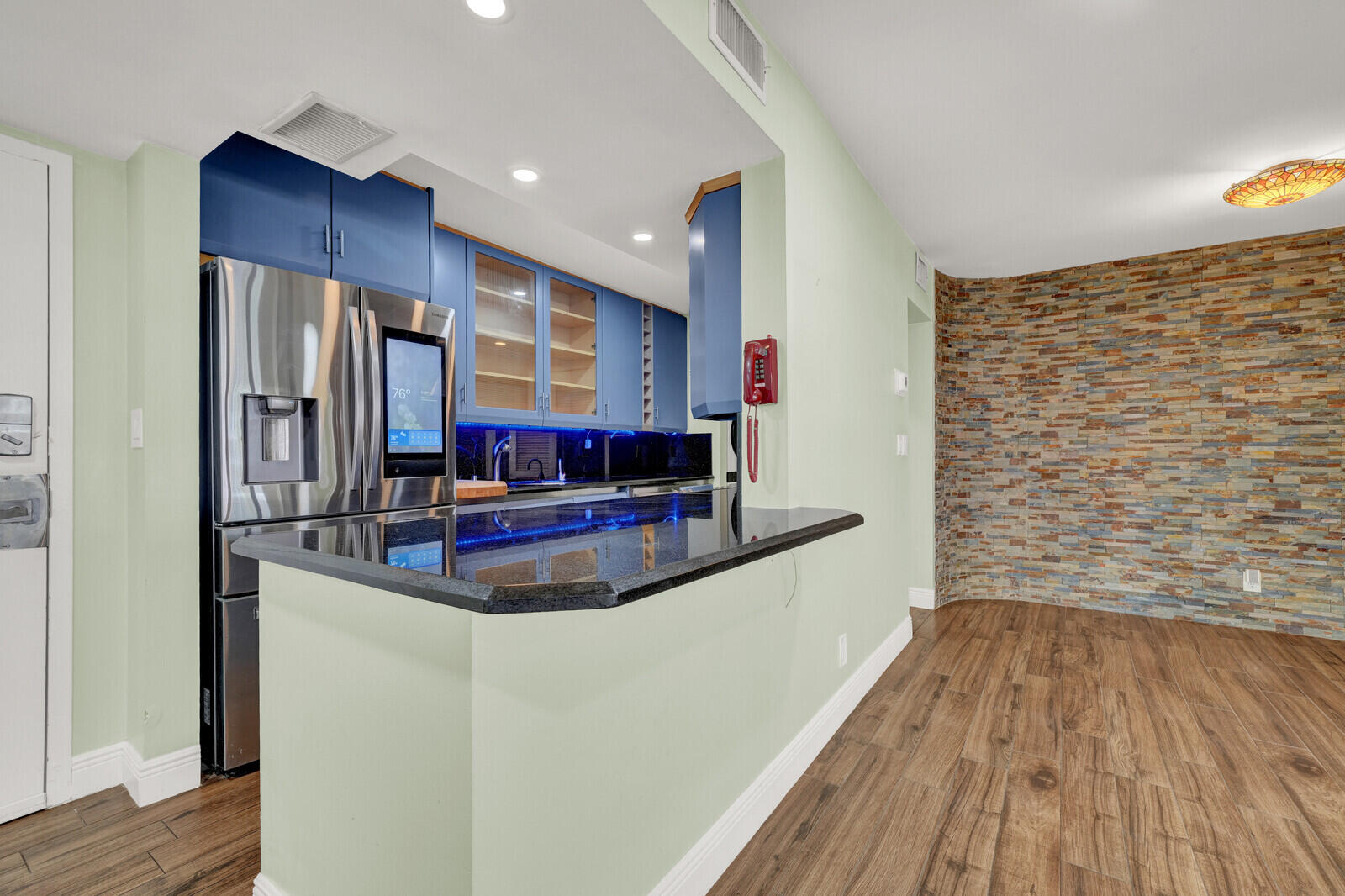 330 SE 20th Avenue 314