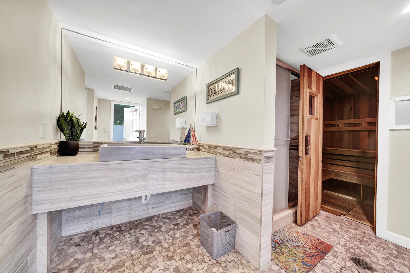 330 SE 20th Avenue 314