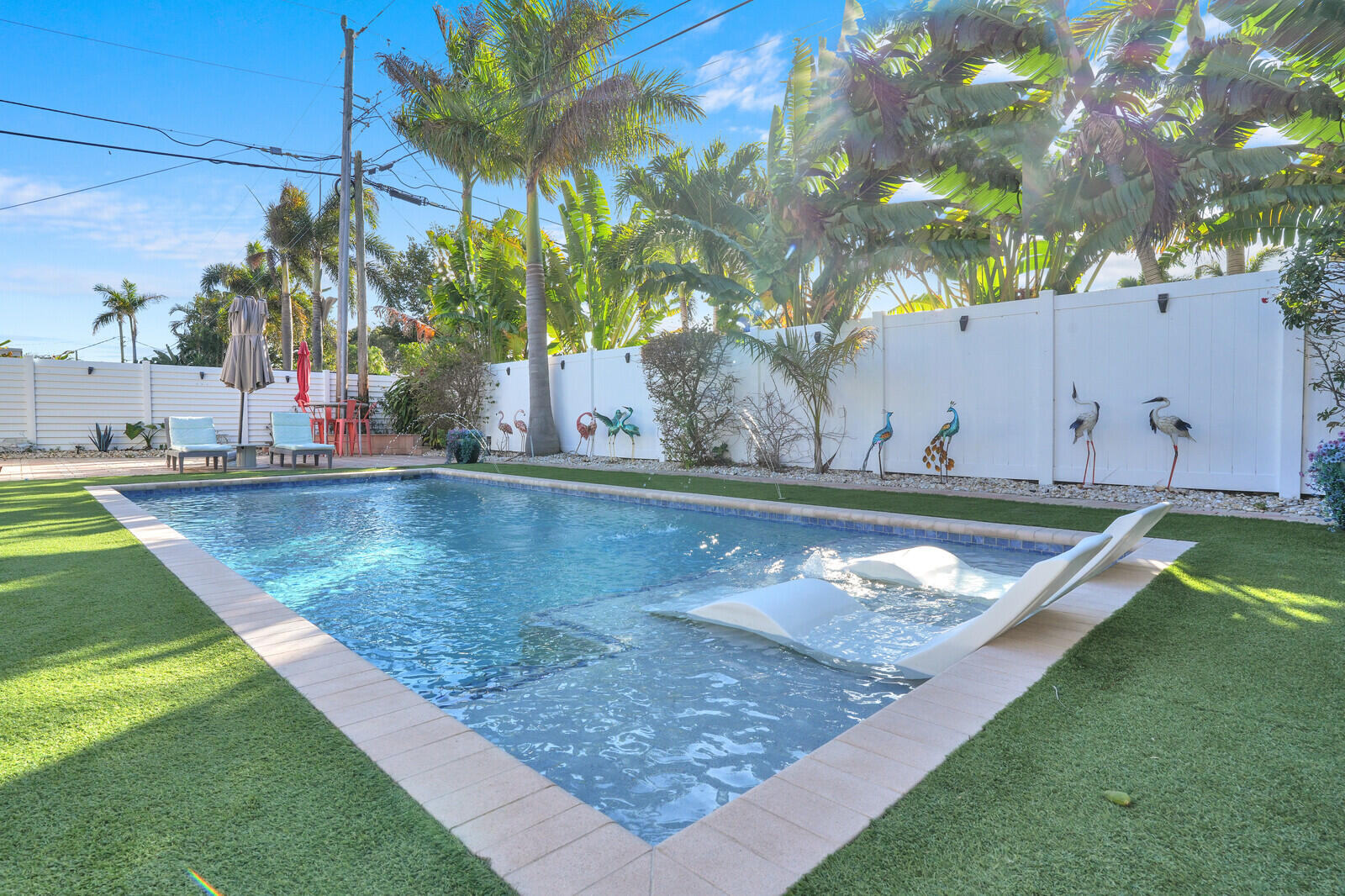 733 SE 10th Avenue
