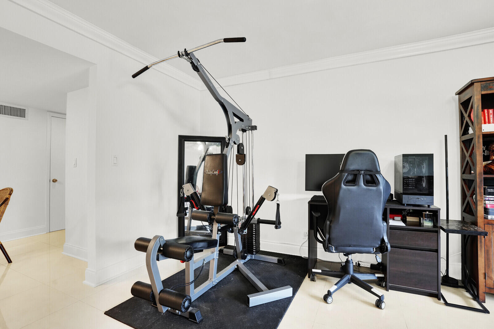 1962 NE 6th Street 4a