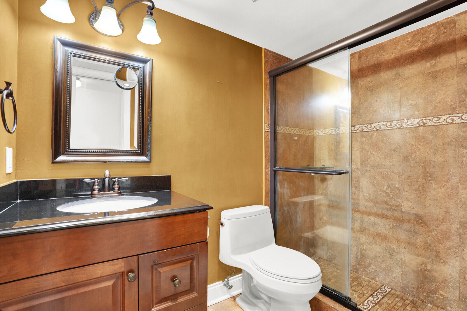 1962 NE 6th Street 4a