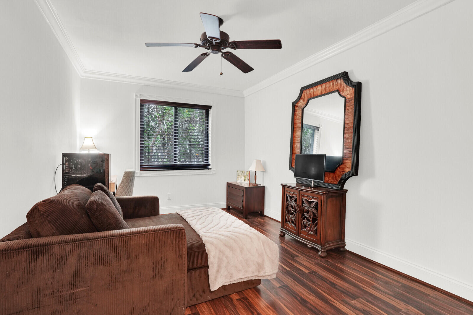 1962 NE 6th Street 4a